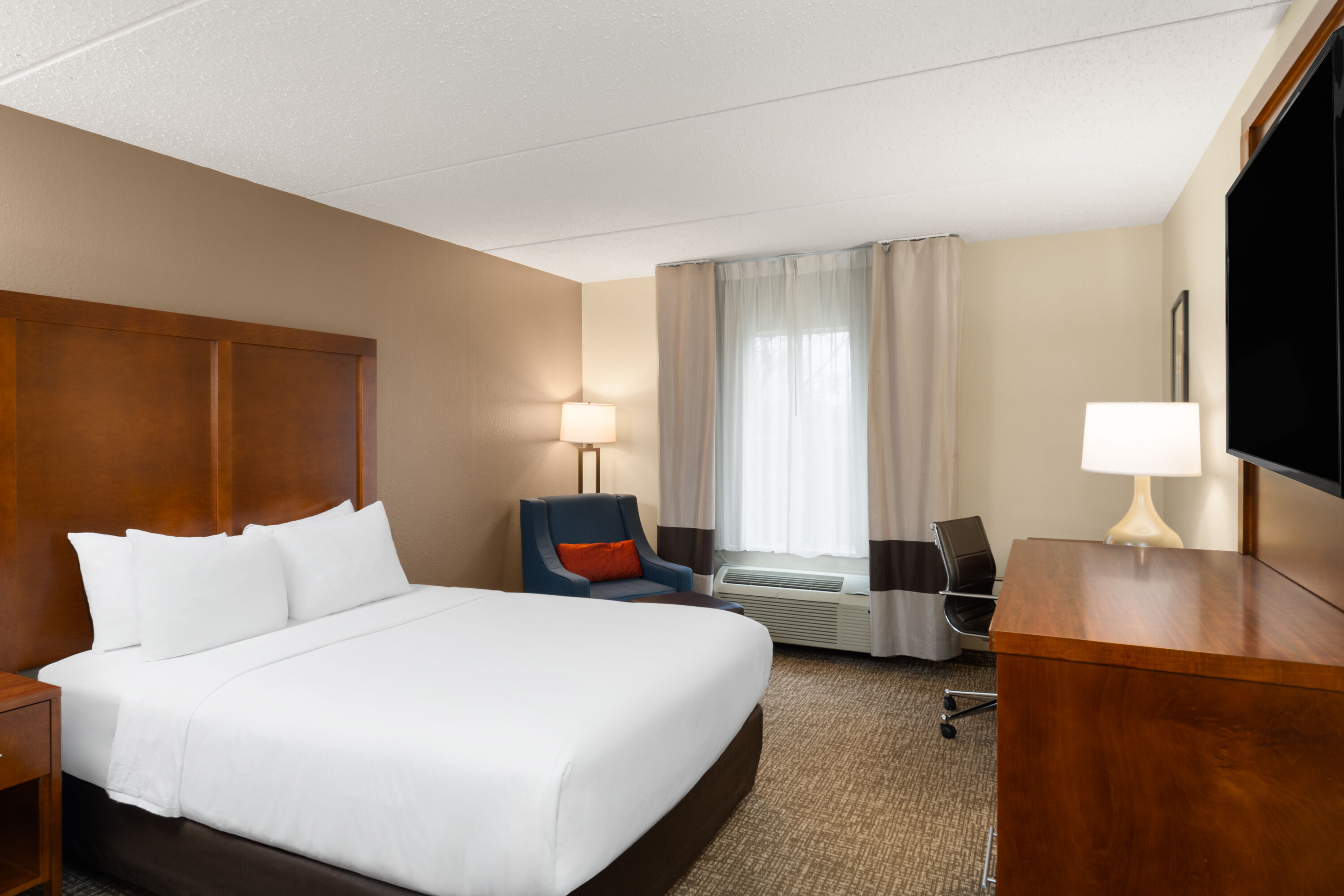 Guest room at the Wingate by Wyndham Clearfield in Clearfield, Pennsylvania