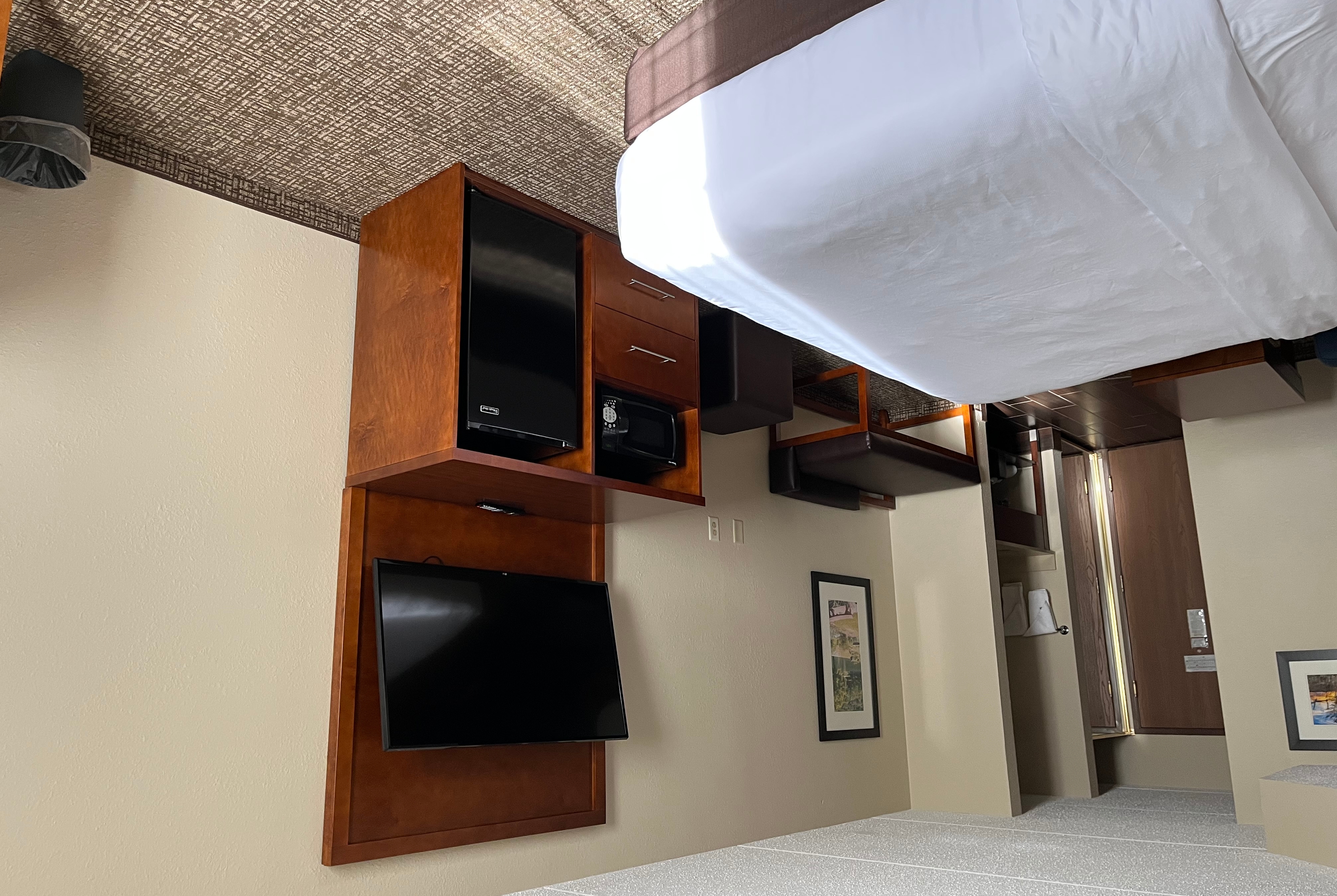 Guest room at the Wingate by Wyndham Clearfield in Clearfield, Pennsylvania