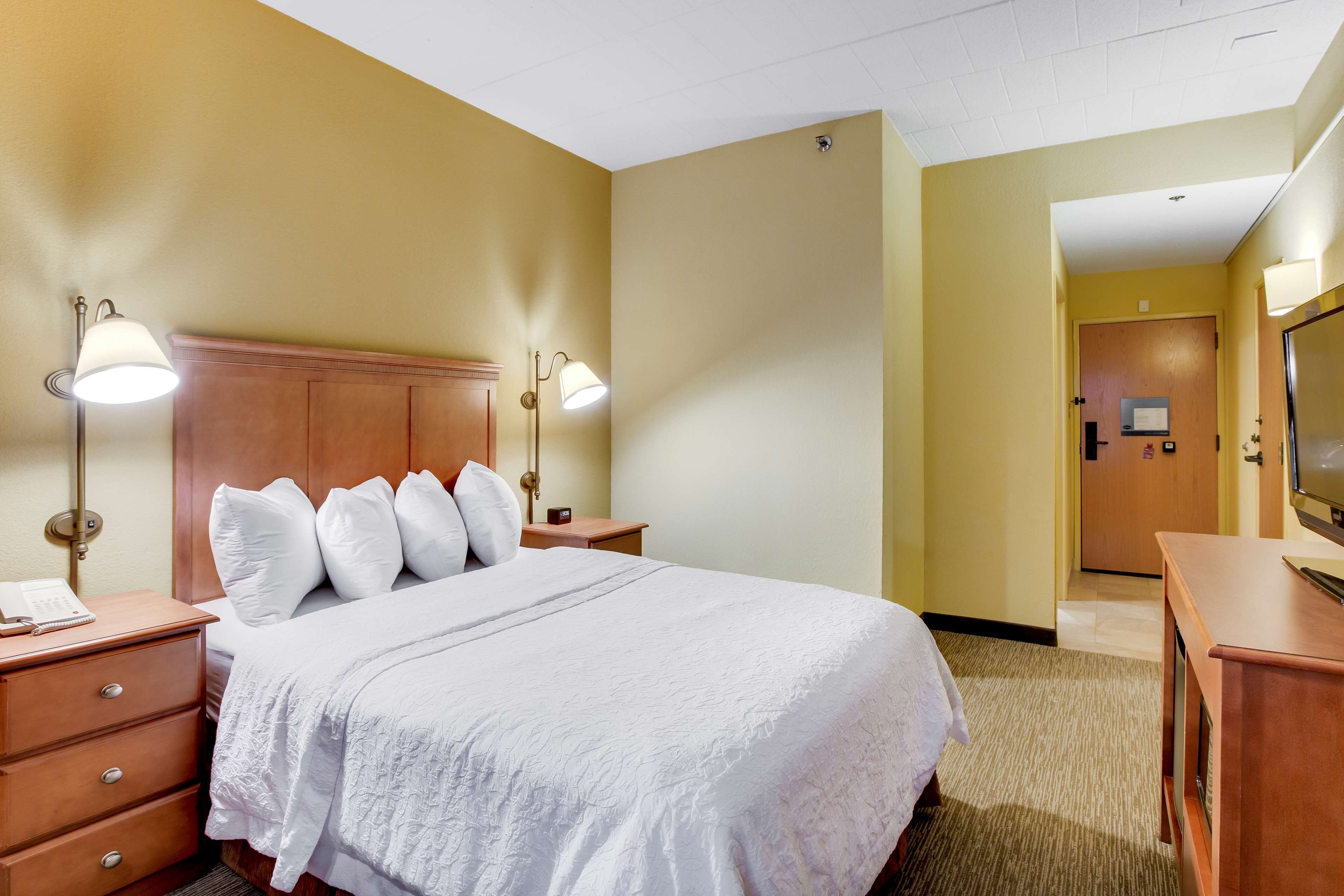 Guest room at the Wingate by Wyndham Cranberry in Cranberry Township, Pennsylvania