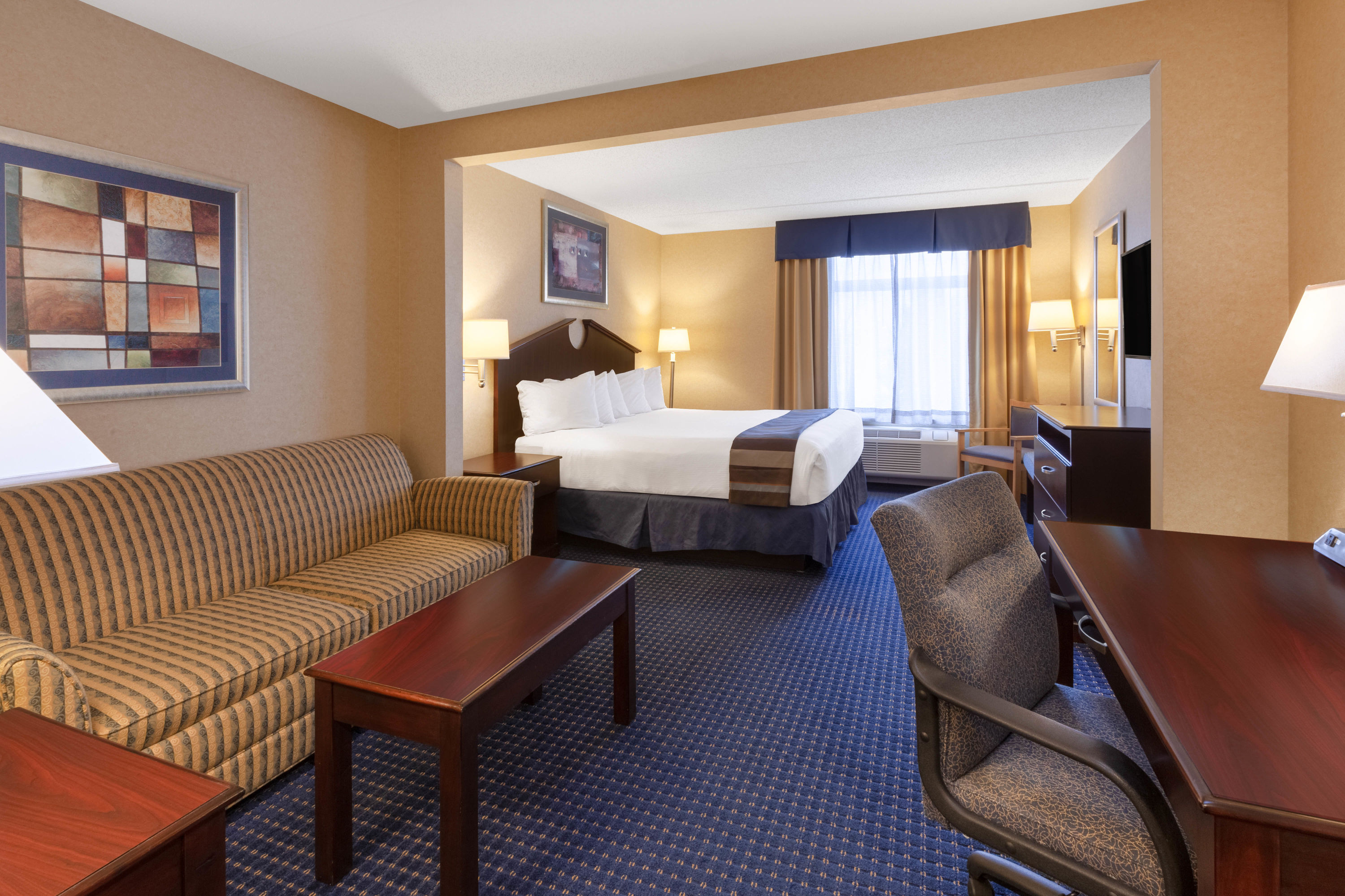 Wingate By Wyndham Erie Erie Pa Hotels