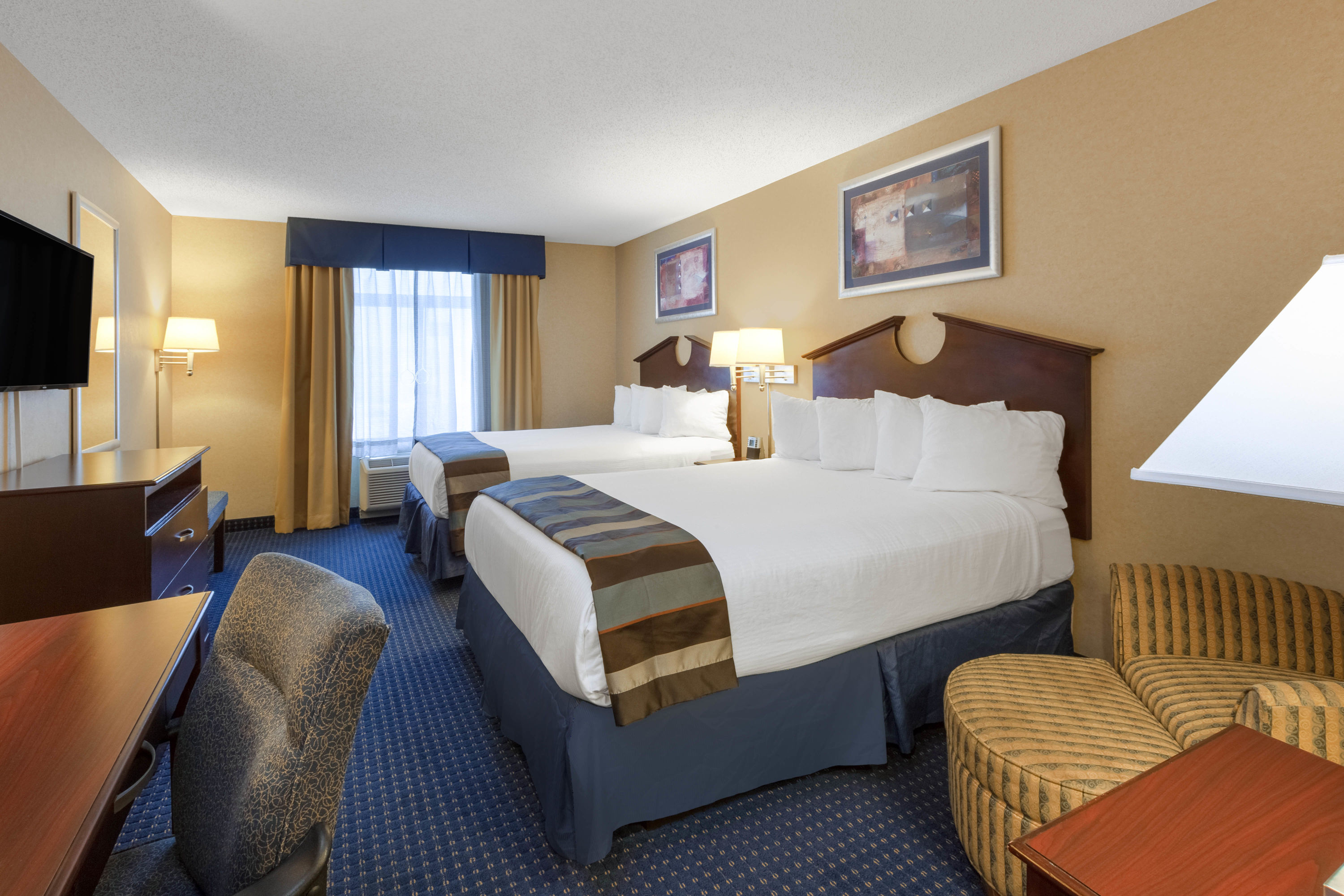 Wingate By Wyndham Erie Erie Pa Hotels