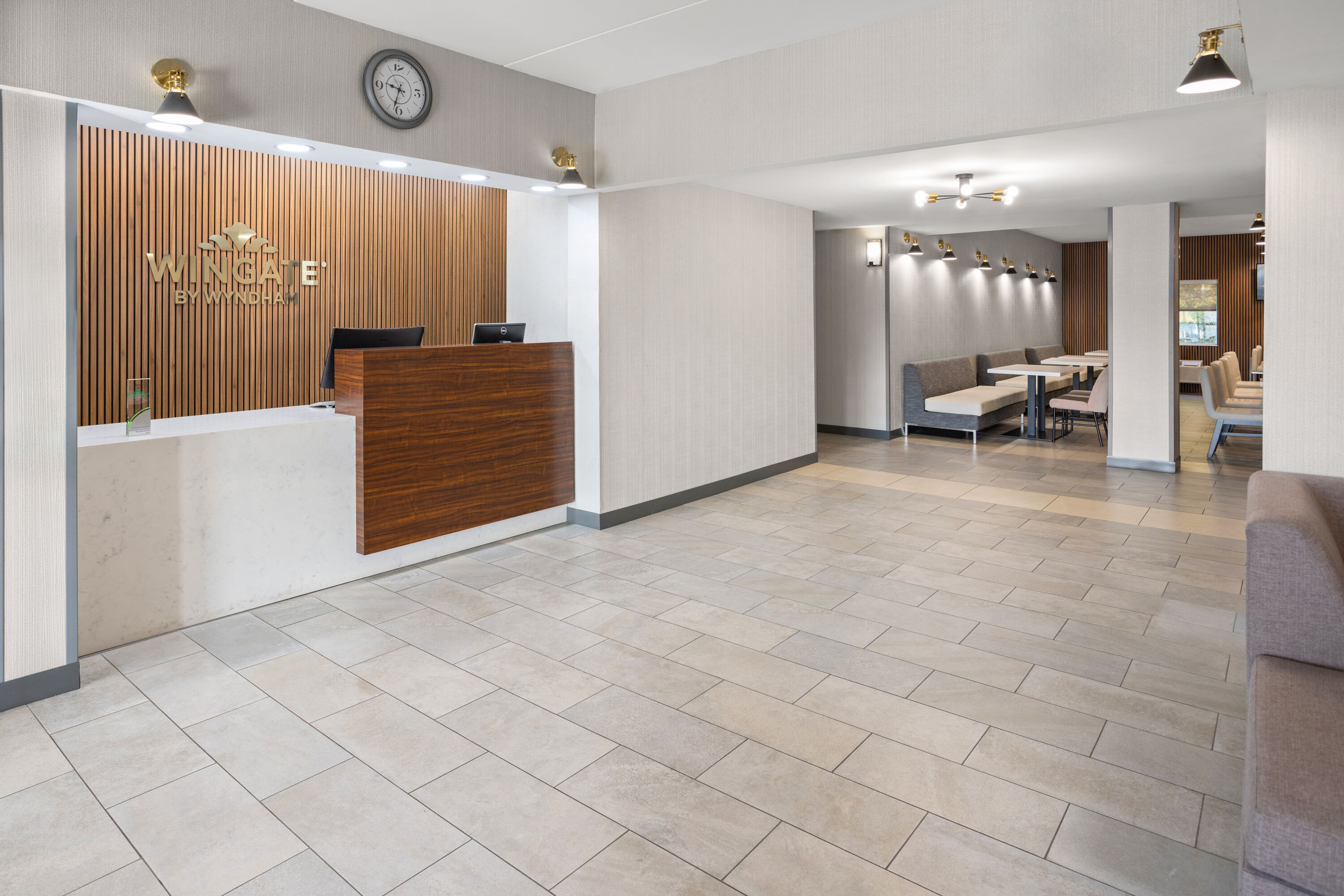 Wingate by Wyndham Pittsburgh/New Stanton reception in New Stanton, Pennsylvania