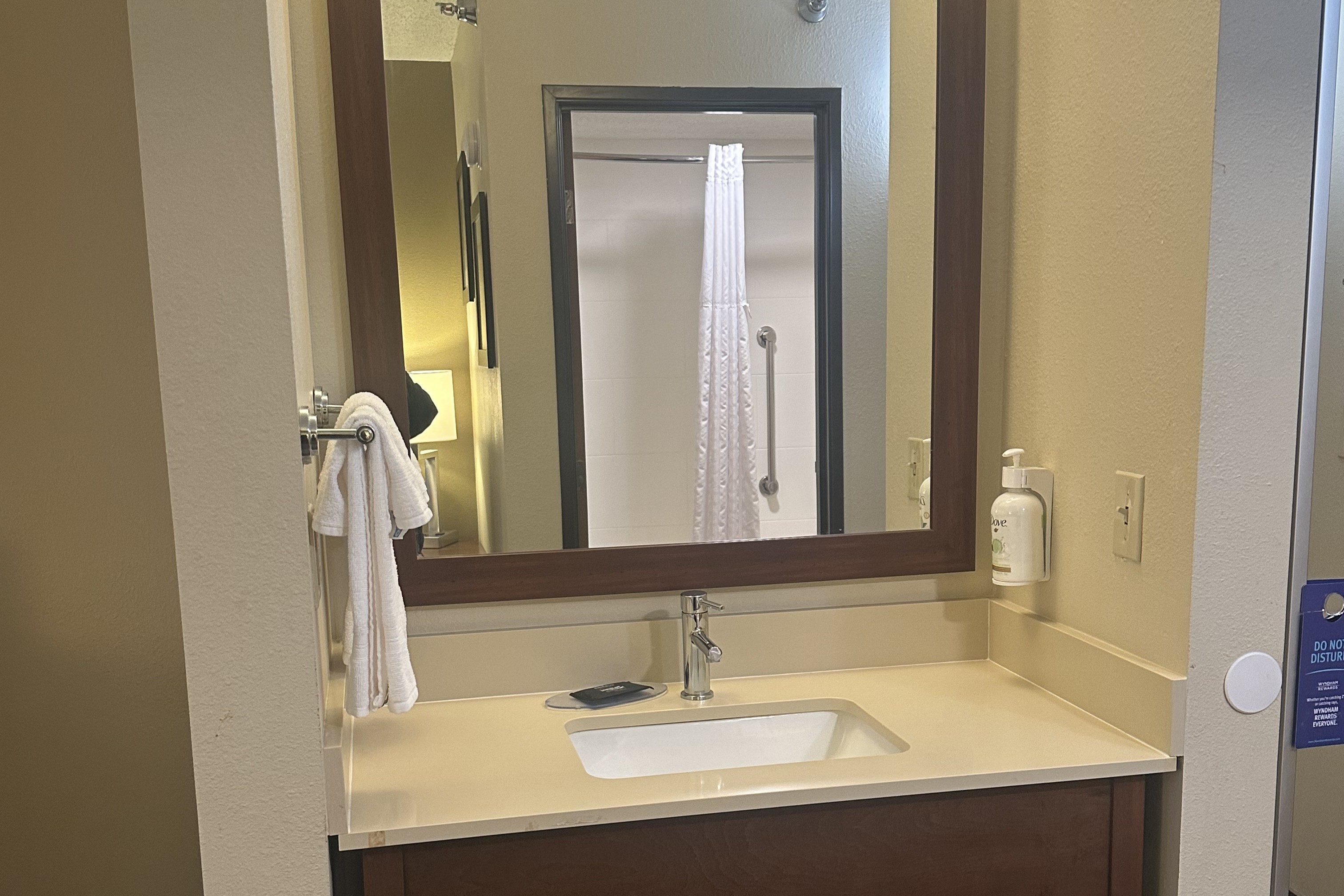 Guest room bath at the Wingate by Wyndham Pittsburgh/West Mifflin in West Mifflin, Pennsylvania