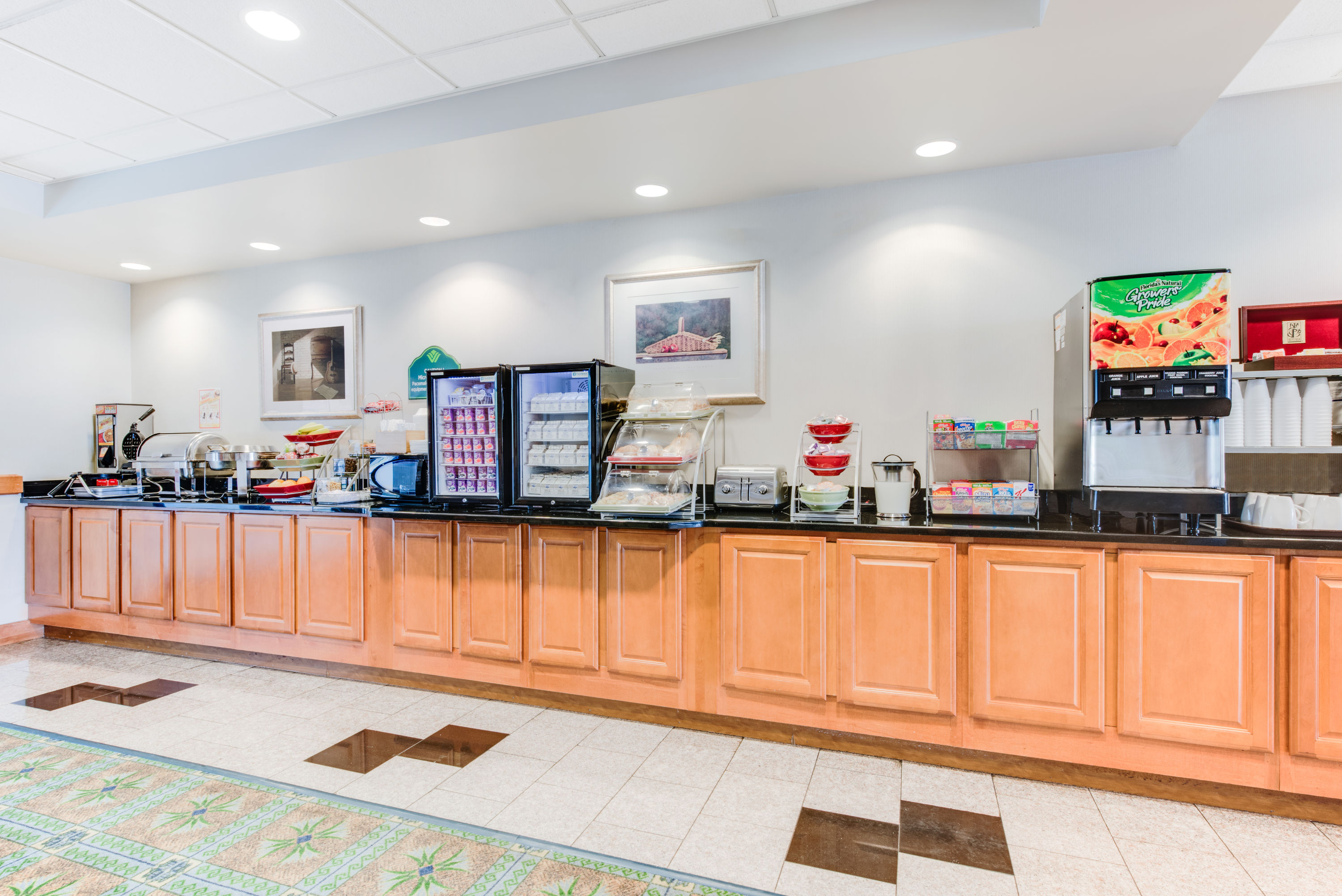 Free breakfast at Wingate by Wyndham York in York, Pennsylvania