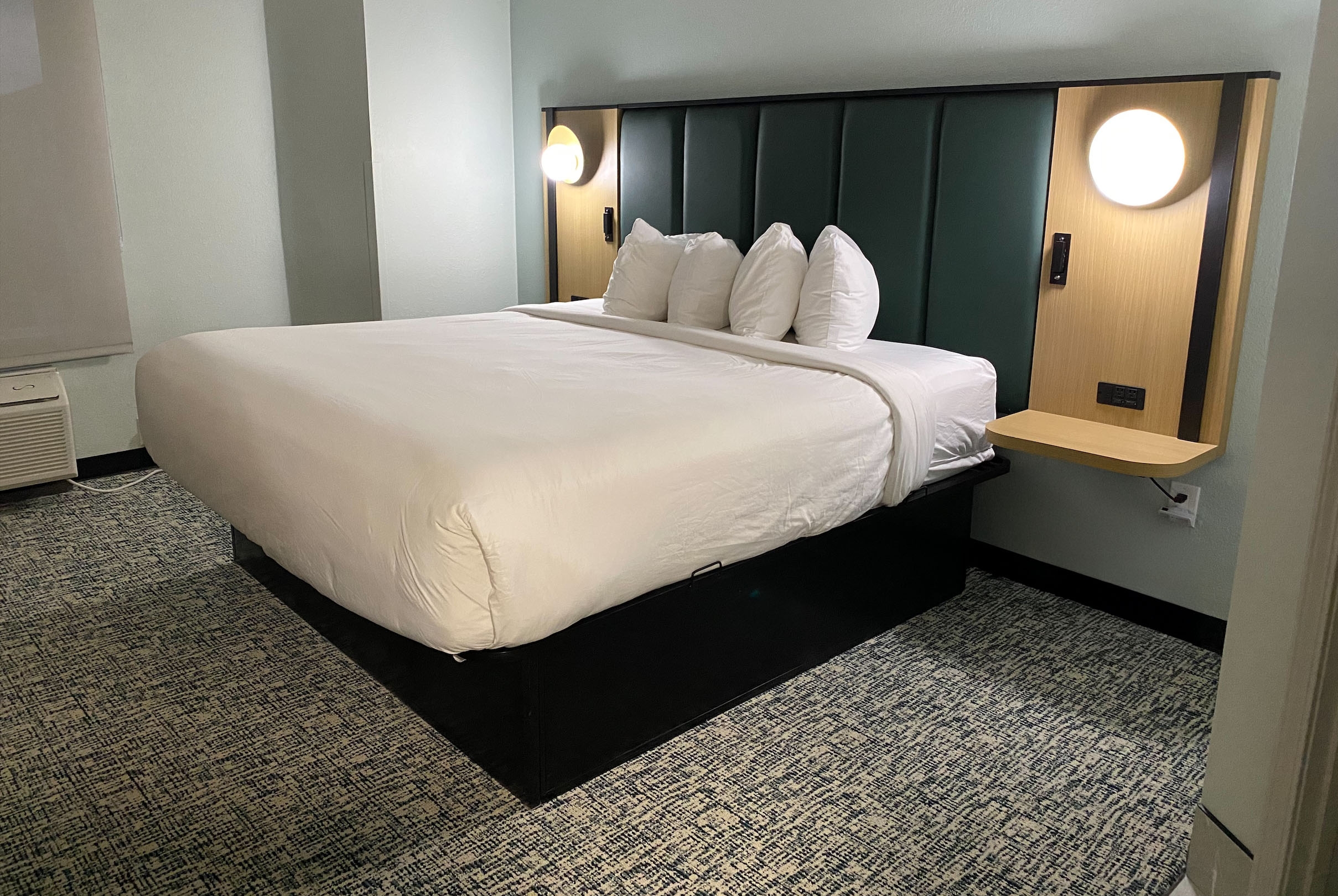 Guest room at the Wingate by Wyndham Myrtle Beach At Outlets in Myrtle Beach, South Carolina