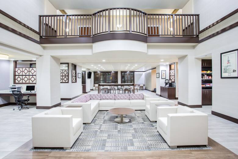 Wingate by Wyndham Rock Hill / Charlotte / Metro Area hotel lobby in Rock Hill, South Carolina
