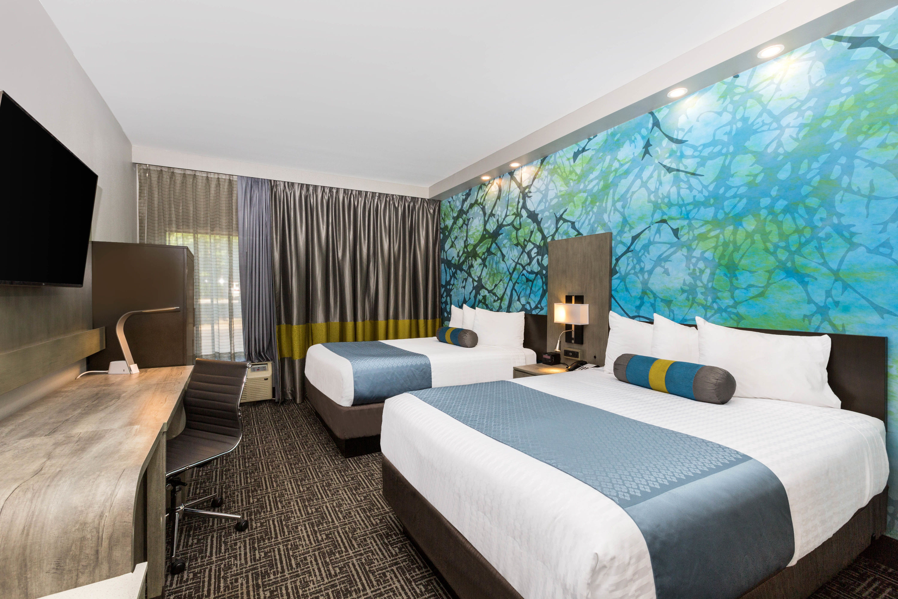 Guest room at the Wingate by Wyndham Goodlettsville in Goodlettsville, Tennessee