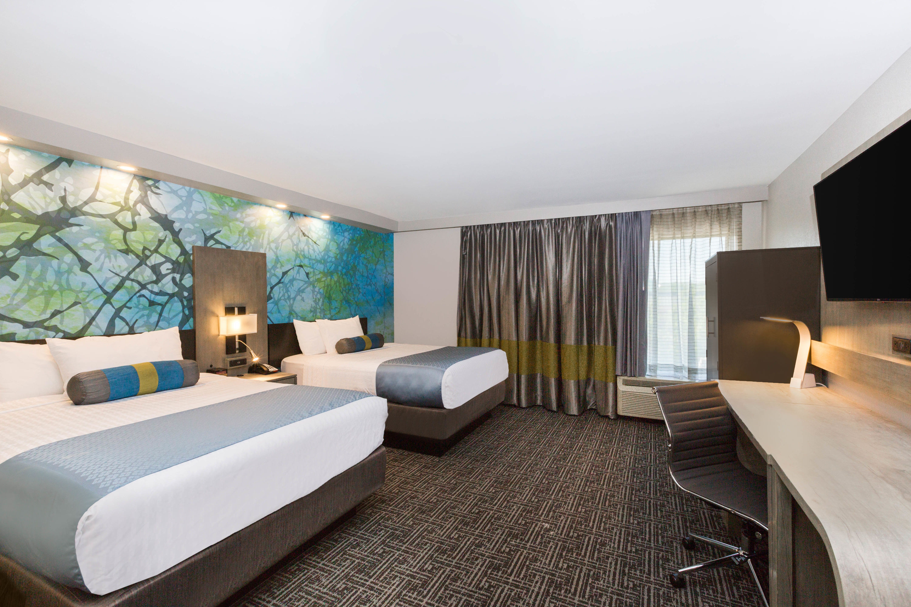 Guest room at the Wingate by Wyndham Goodlettsville in Goodlettsville, Tennessee