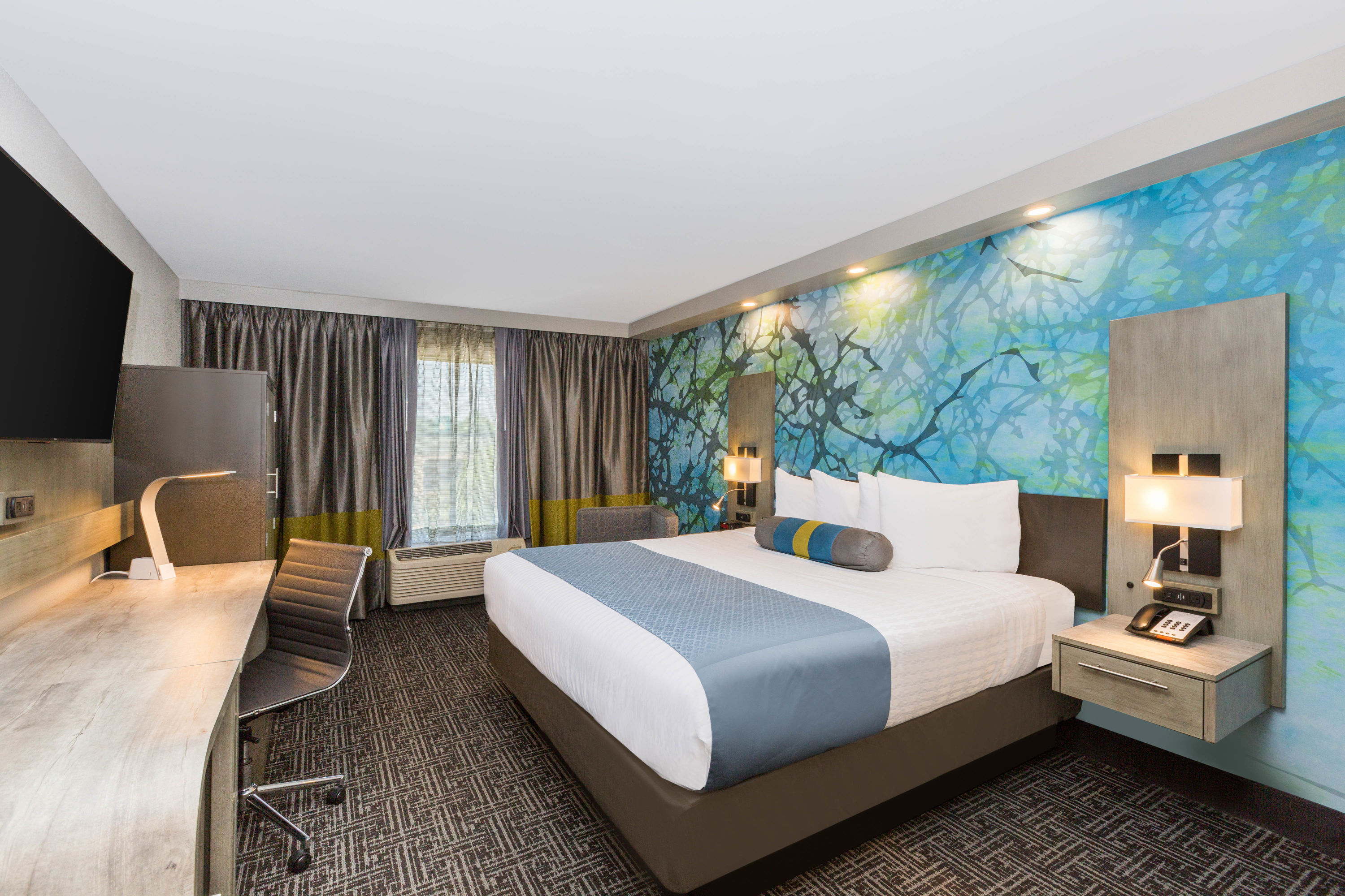 Guest room at the Wingate by Wyndham Goodlettsville in Goodlettsville, Tennessee