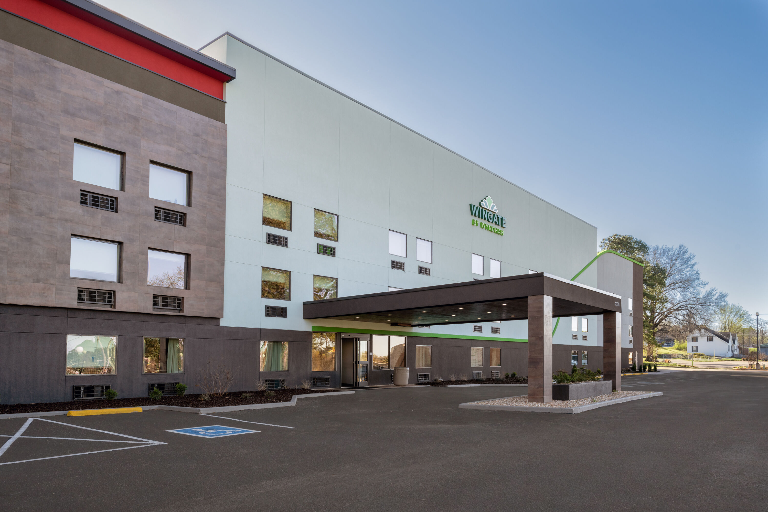 Exterior Dusk Image of Wingate by Wyndham Jackson hotel in Jackson, Tennessee