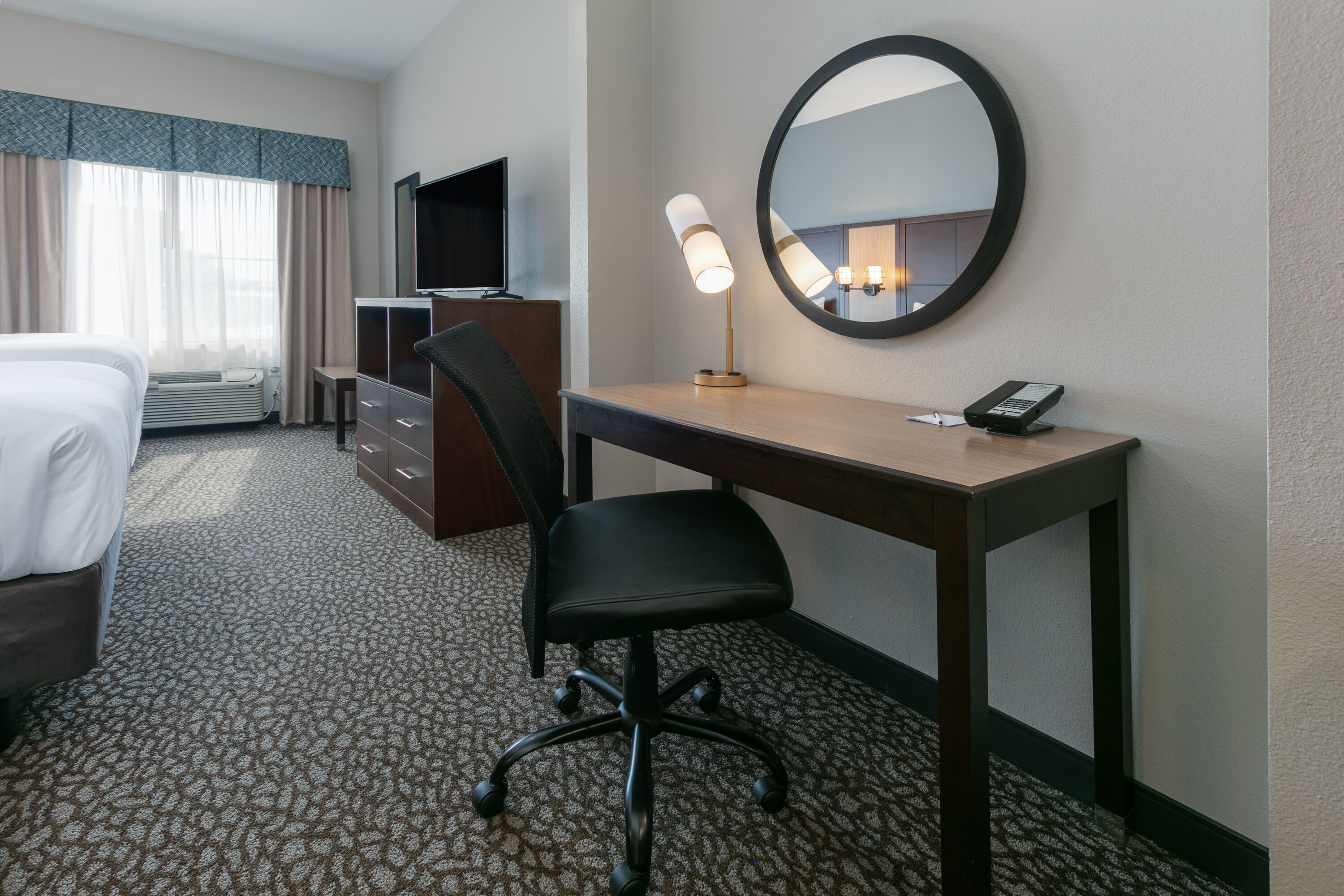 Guest room at the Wingate by Wyndham DFW / North Irving in Irving, Texas