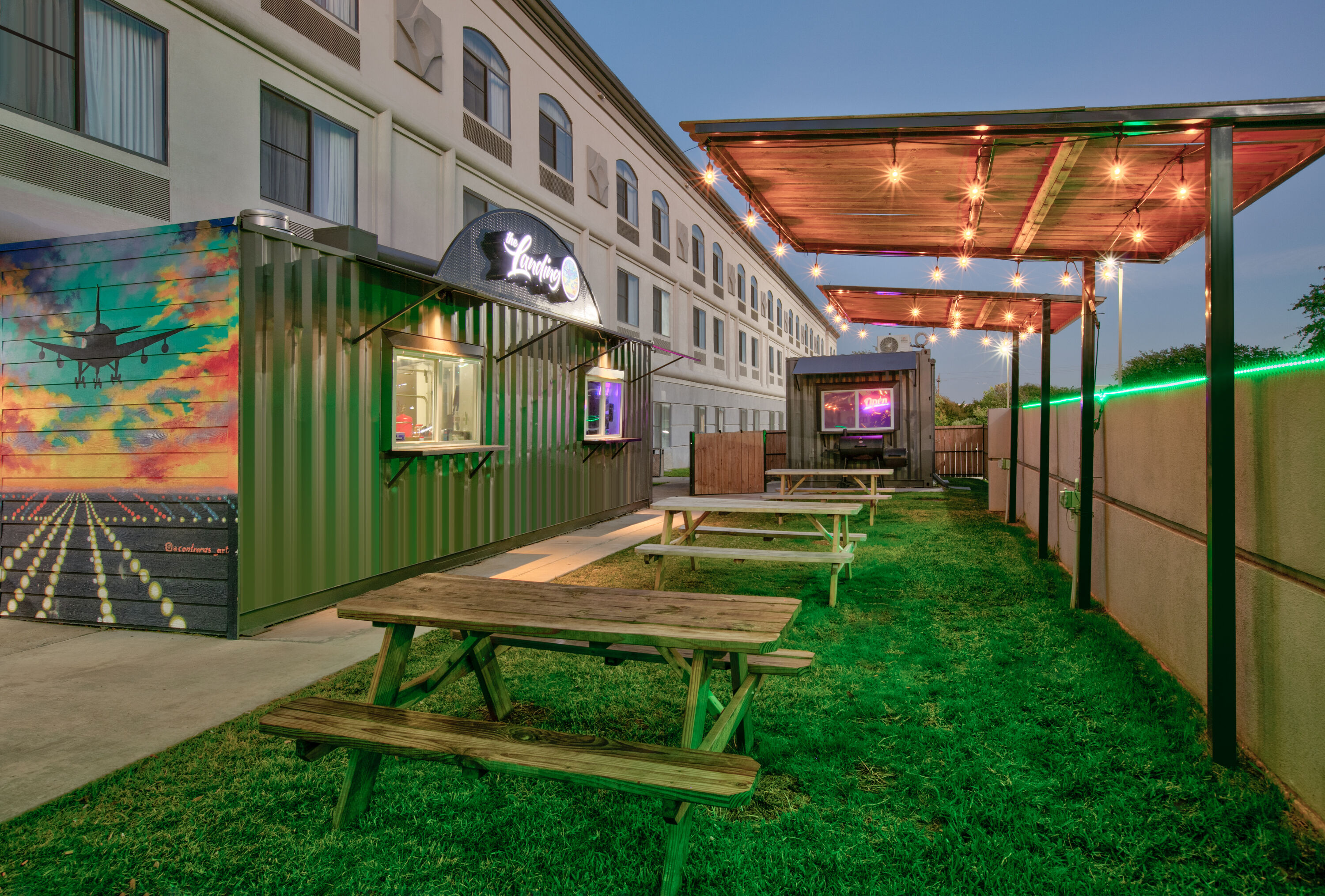 Wingate by Wyndham DFW / North Irving restaurant in Irving, Texas