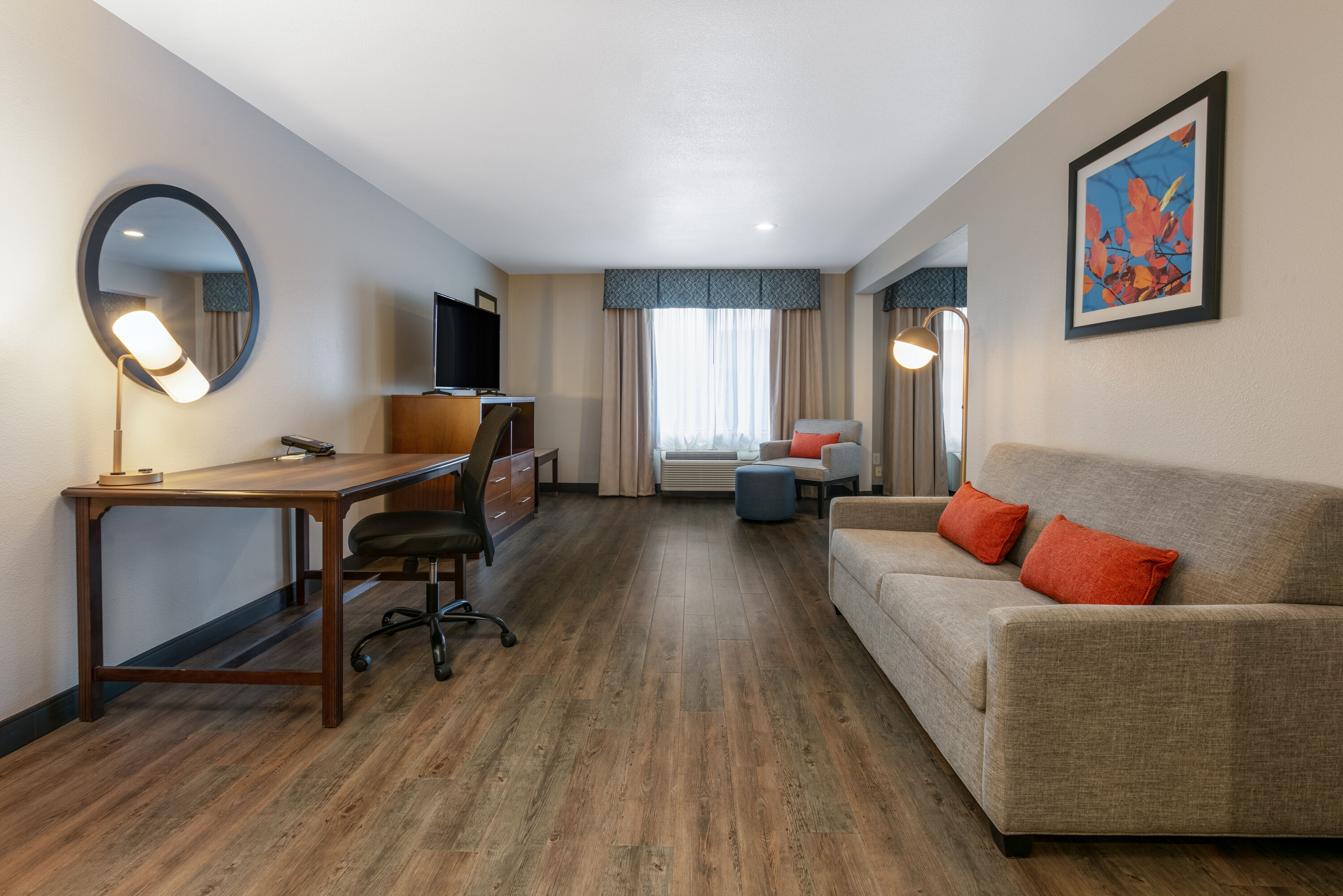 Wingate by Wyndham DFW / North Irving suite in Irving, Texas