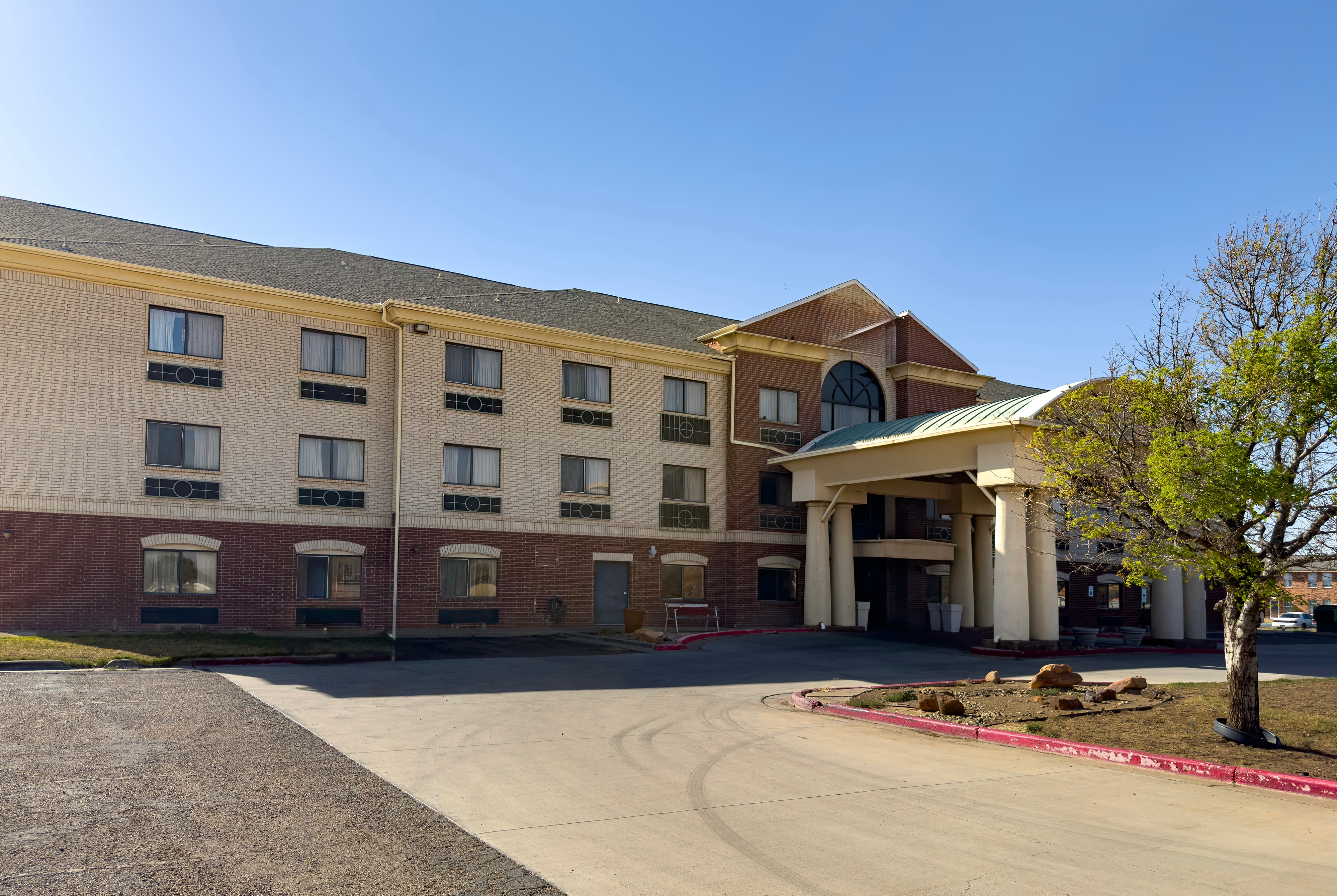Exterior of Wingate by Wyndham Lubbock TX South hotel in Lubbock, Texas
