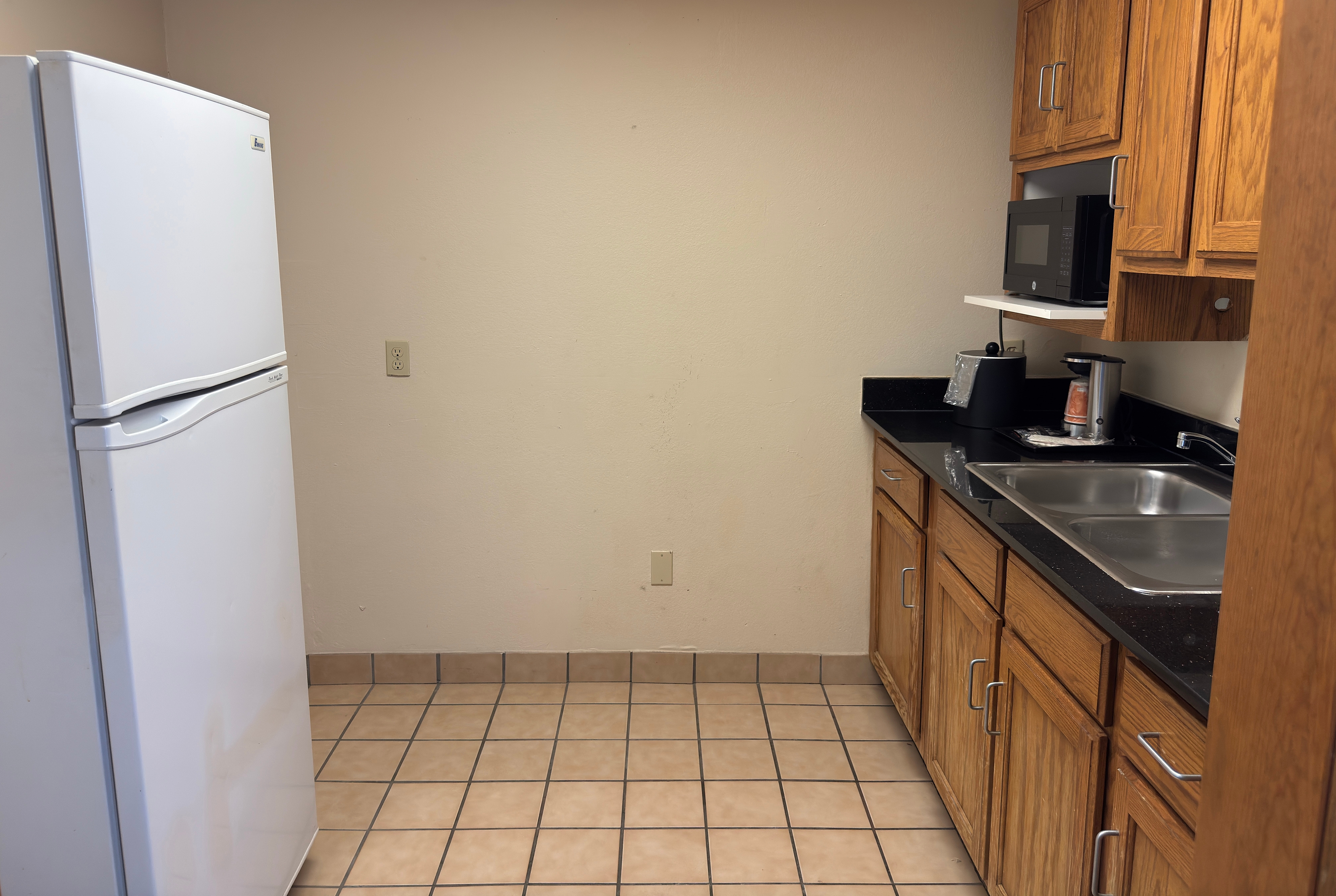 Guest room at the Wingate by Wyndham Lubbock TX South in Lubbock, Texas