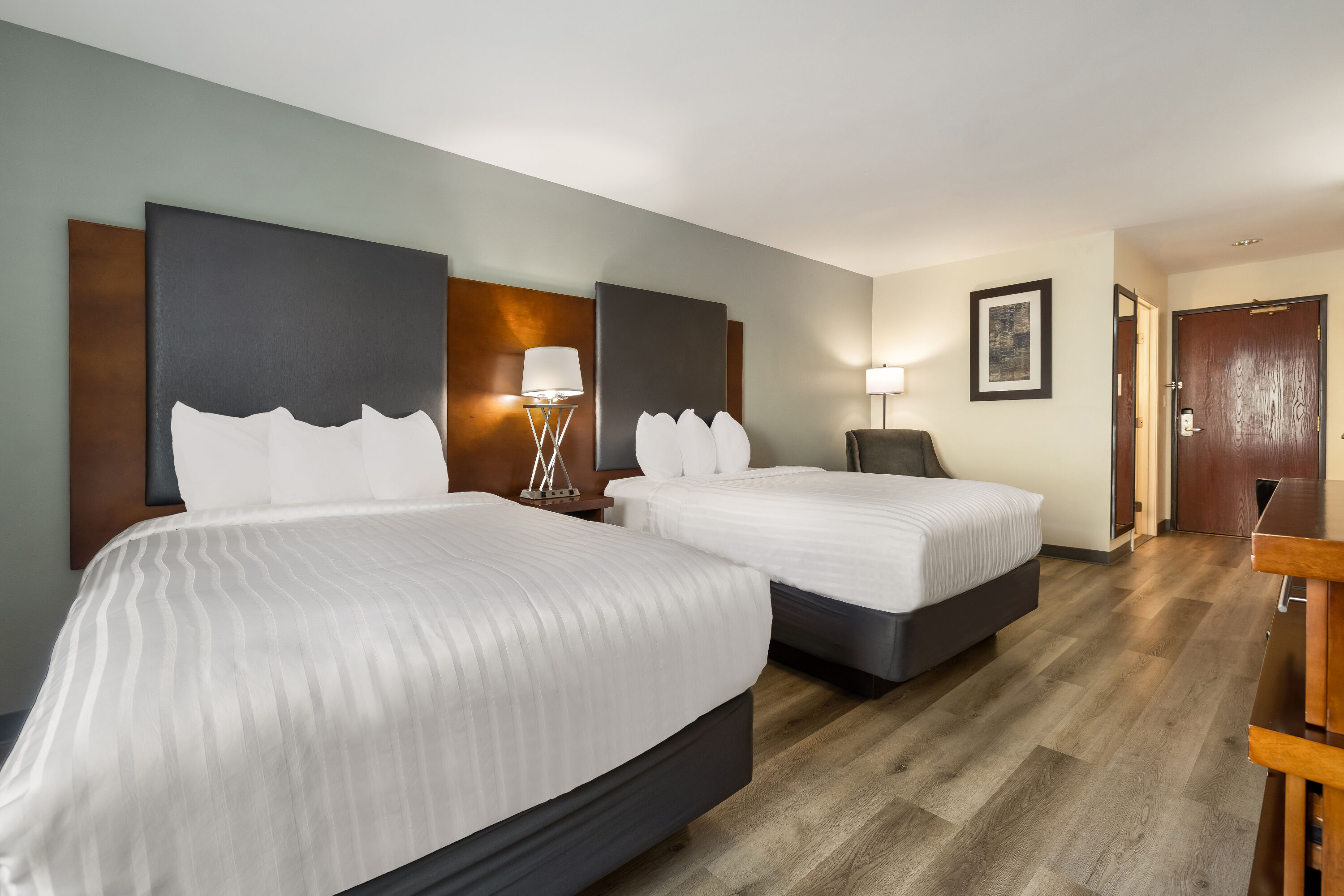 Double bed guest room at the Wingate by Wyndham Round Rock Hotel & Conference Center in Round Rock, Texas