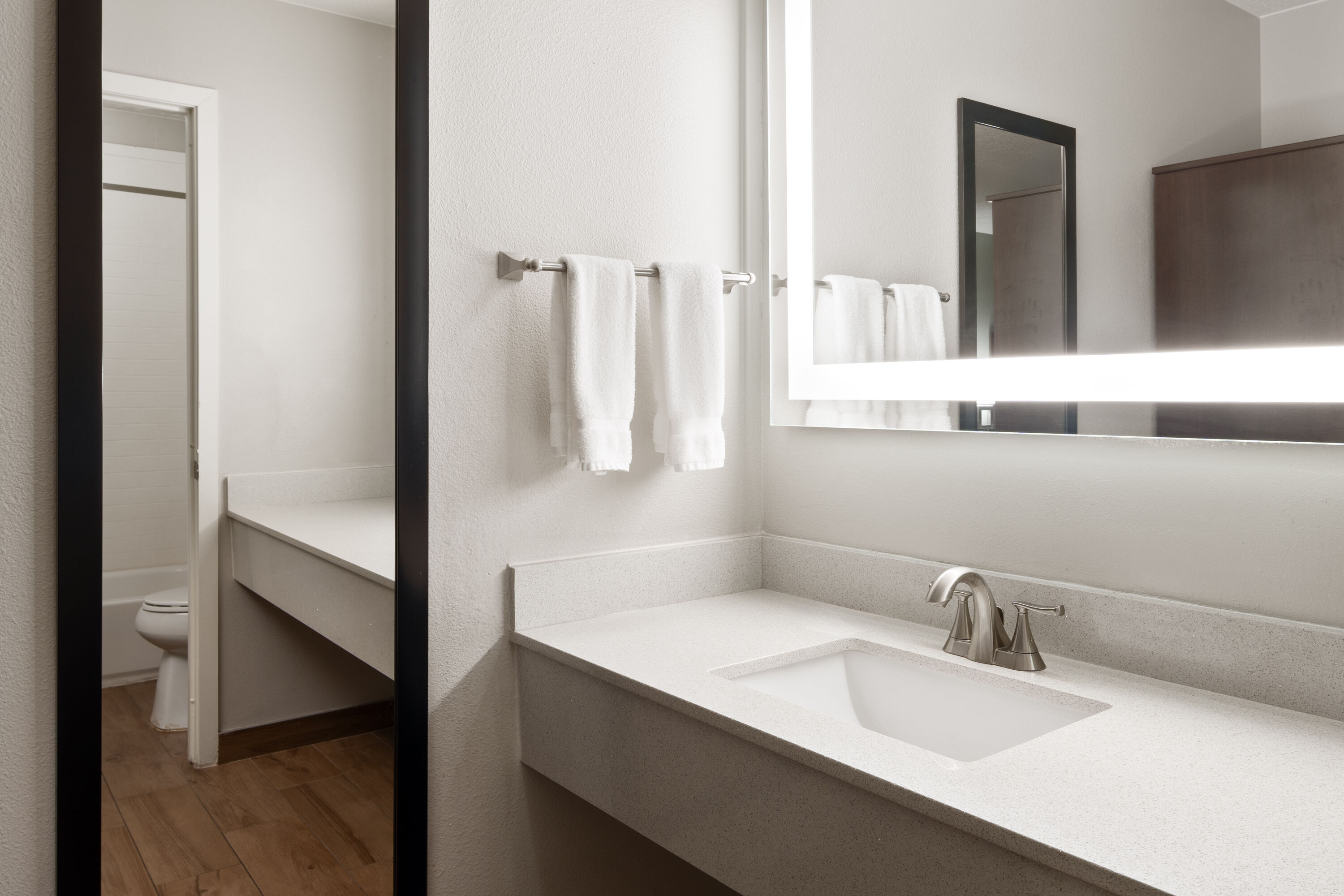 Guest room at the Wingate by Wyndham Cedar City in Cedar City, Utah