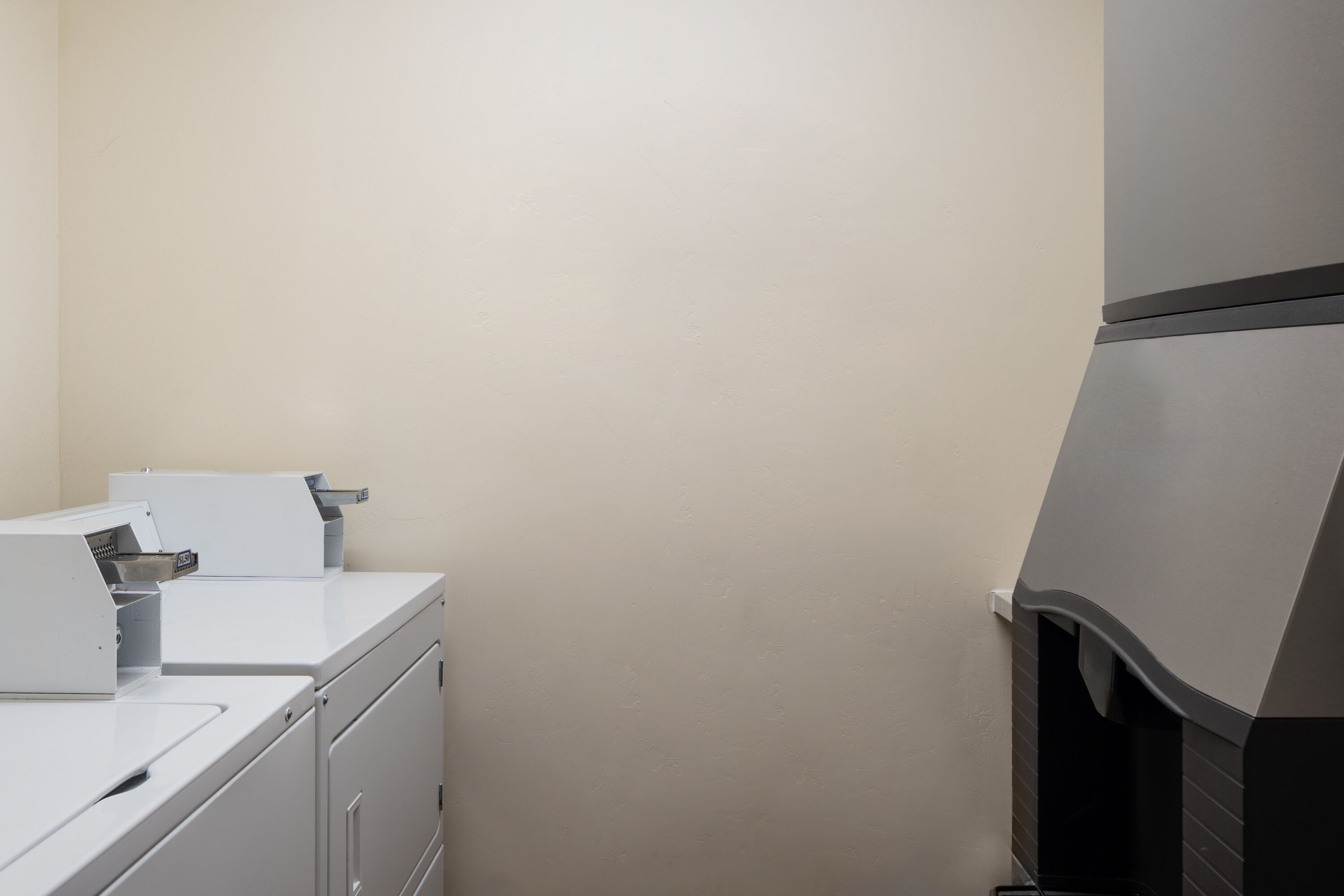 Laundry facilities at Wingate by Wyndham Cedar City in Cedar City, Utah