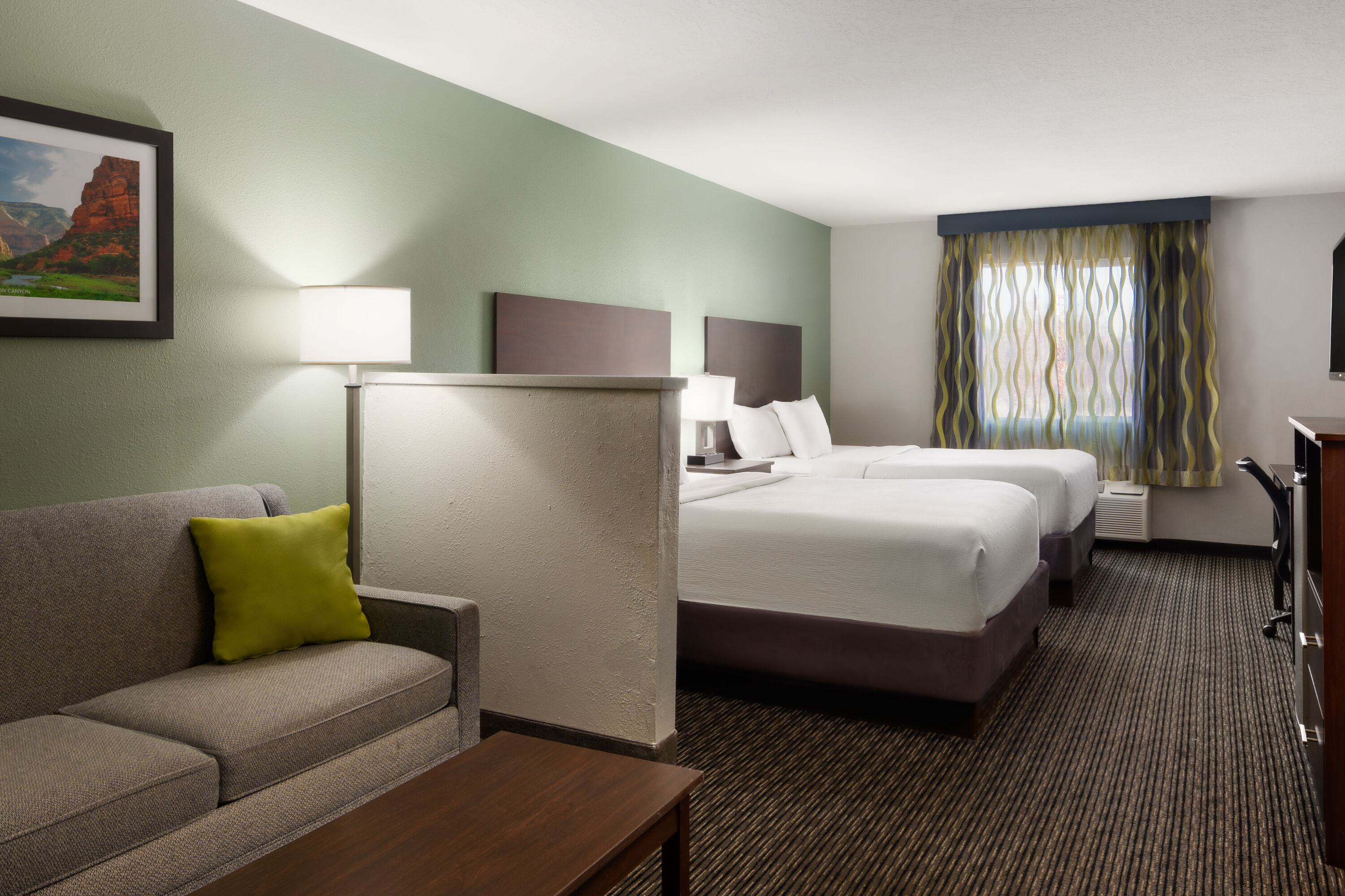 Wingate by Wyndham Cedar City suite in Cedar City, Utah