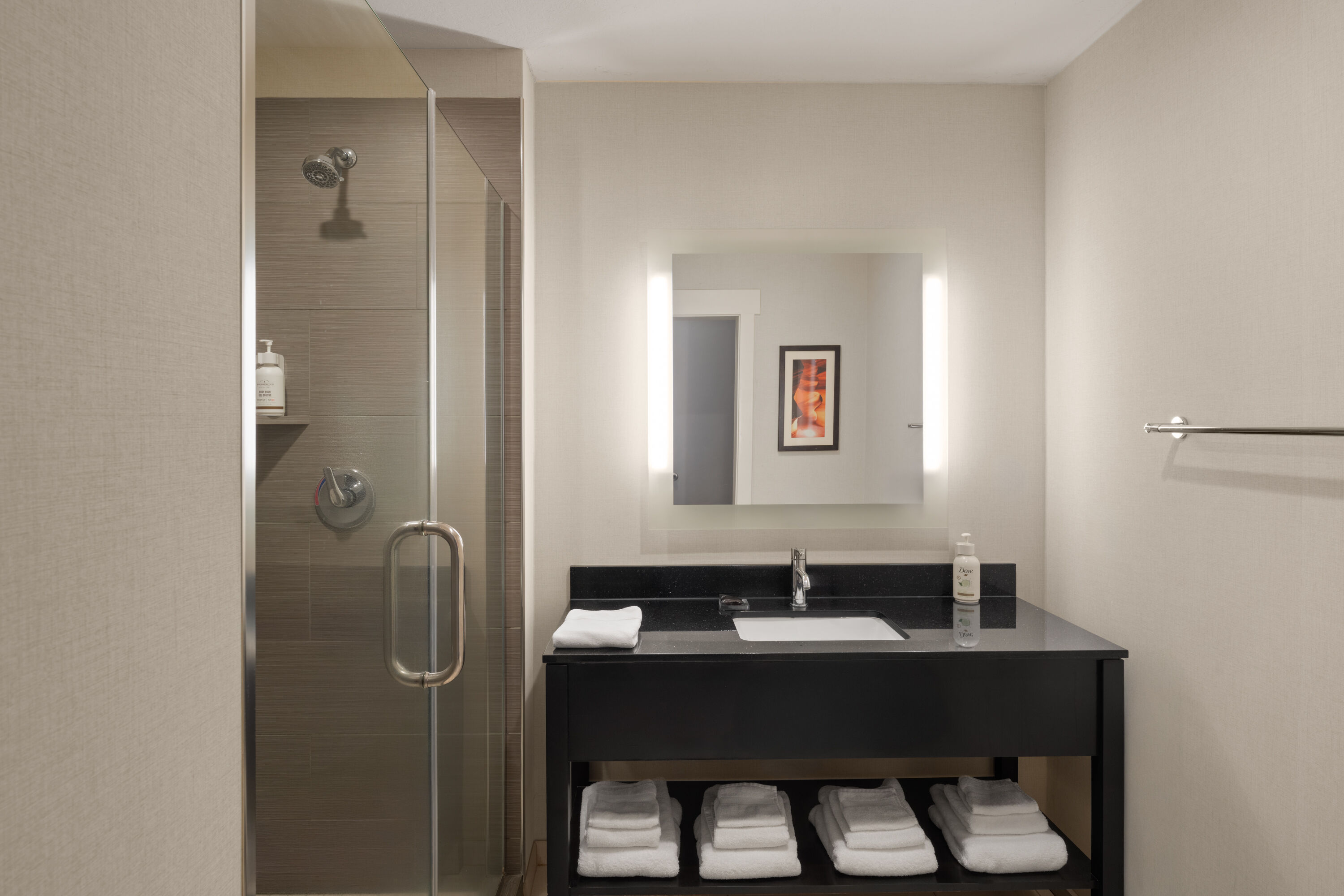 Guest room bath at the Wingate by Wyndham Hurricane/Zion National Park in Hurricane, Utah