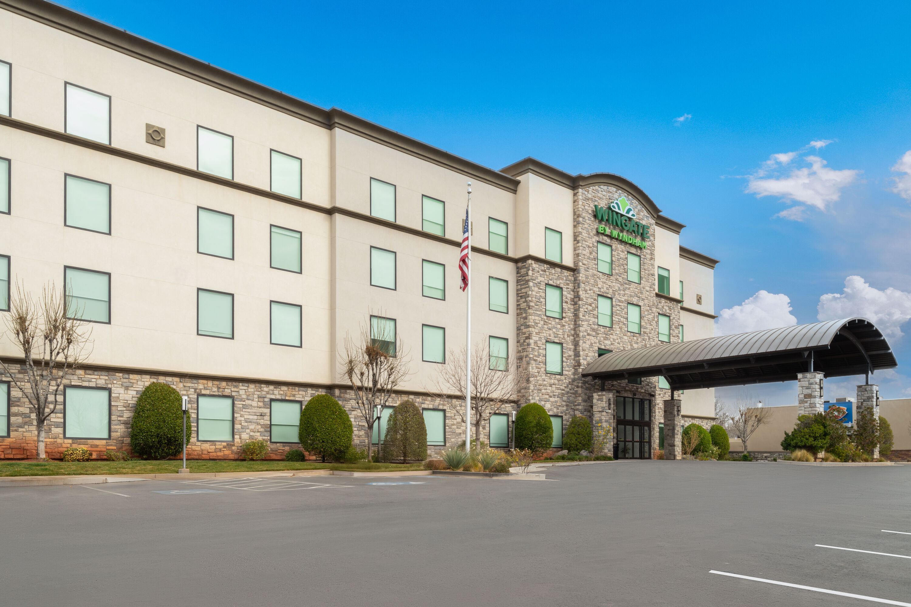 Exterior Day Image of Wingate by Wyndham Hurricane/Zion National Park hotel in Hurricane, Utah