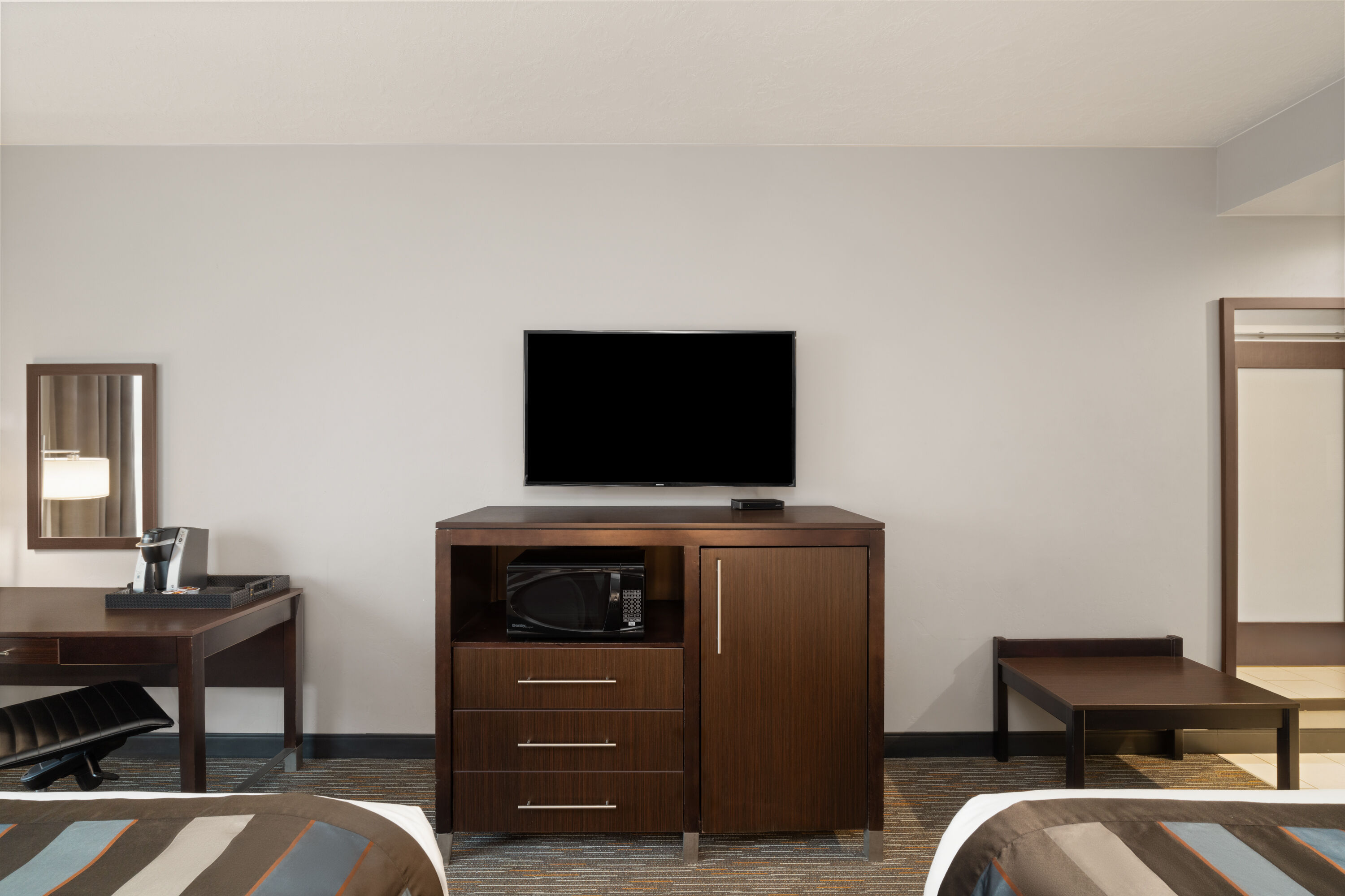 Guest room at the Wingate by Wyndham Hurricane/Zion National Park in Hurricane, Utah