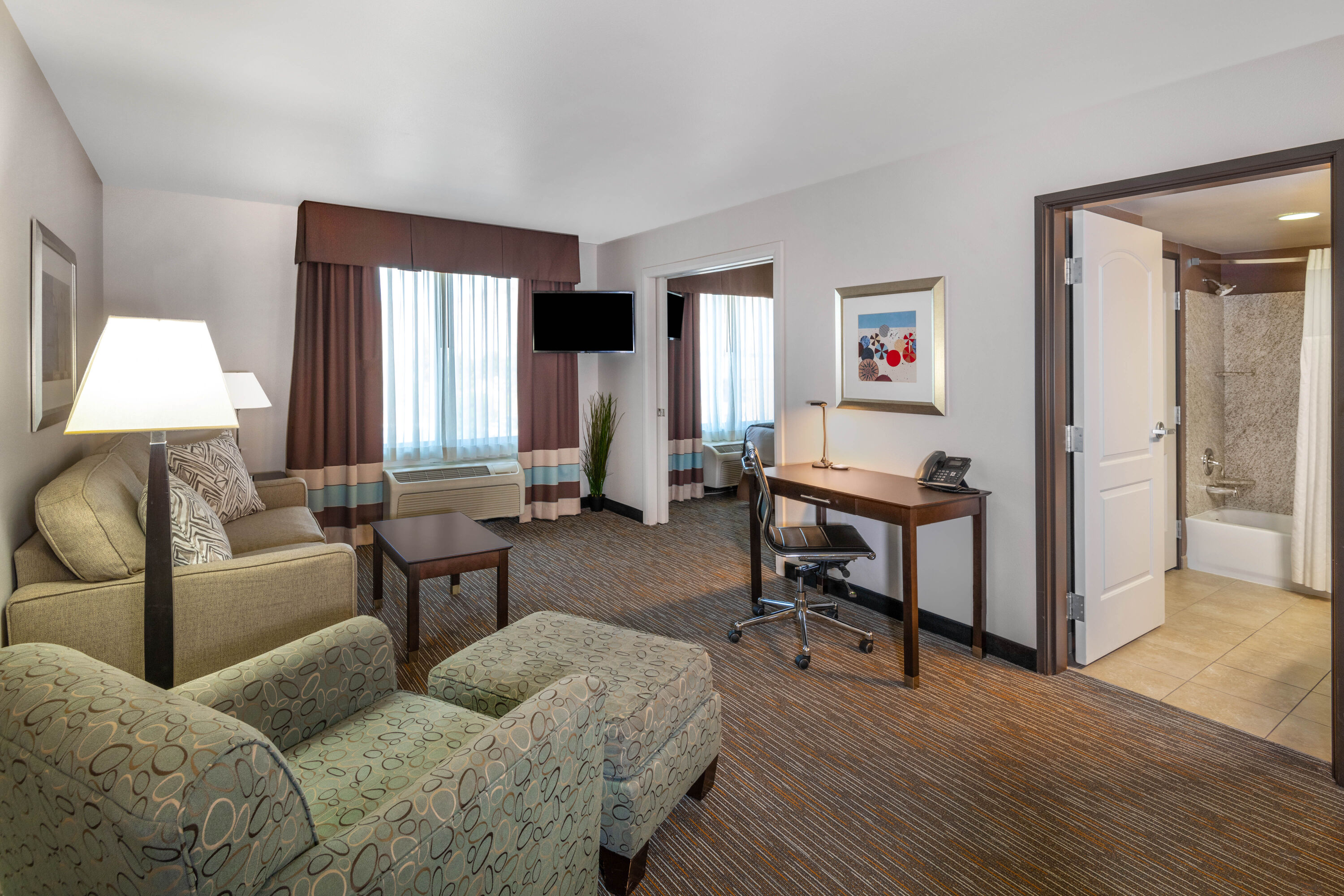 Wingate by Wyndham St. George suite in Saint George, Utah