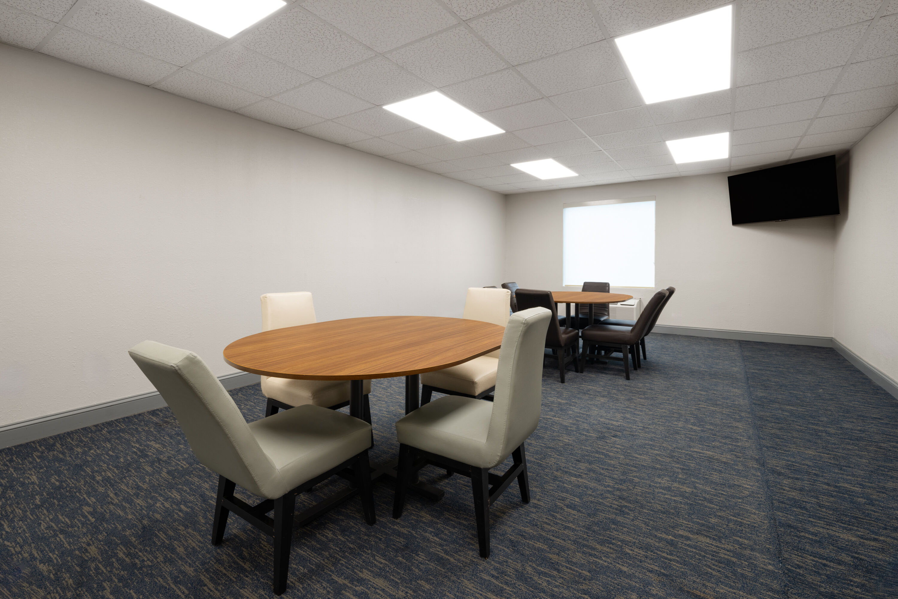 Meeting room at Wingate by Wyndham Dublin Near Claytor Lake State Park in Dublin, Virginia