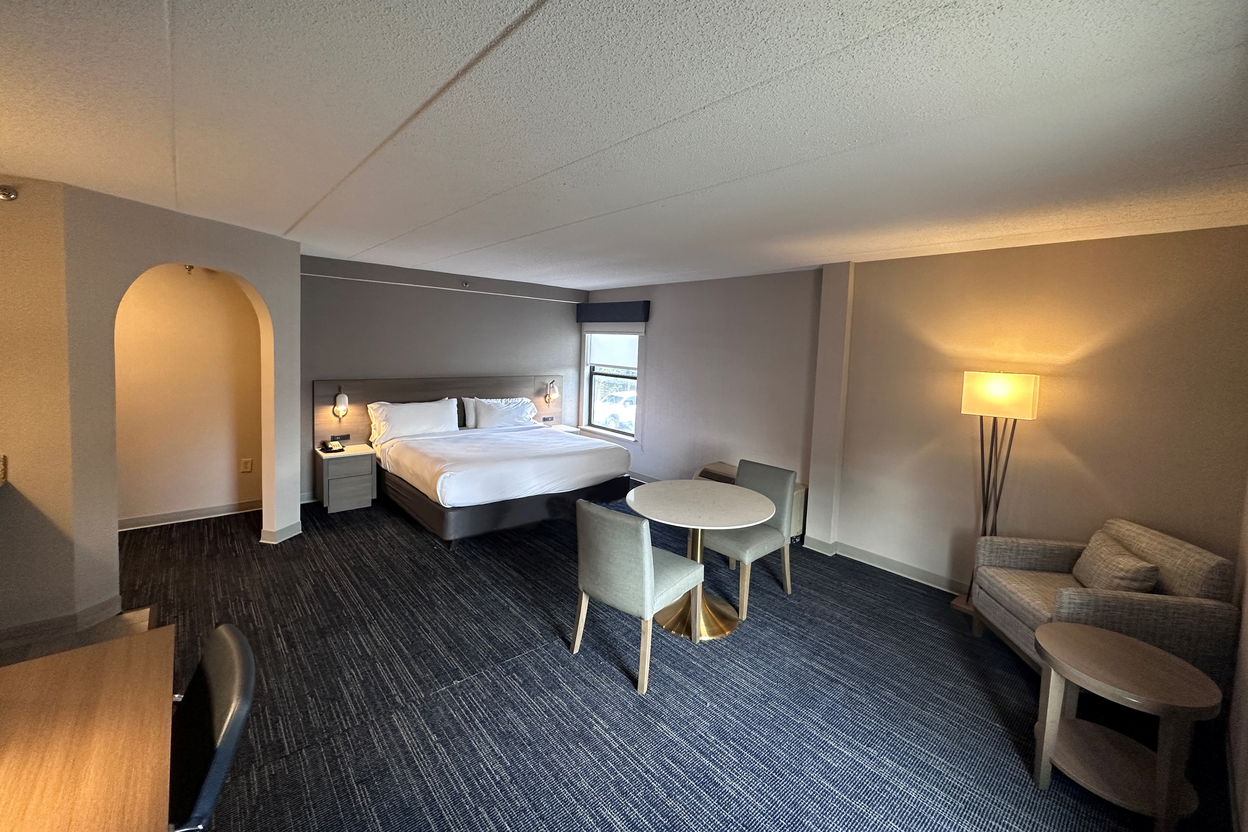 Guest room at the Wingate by Wyndham Waynesboro in Waynesboro, Virginia