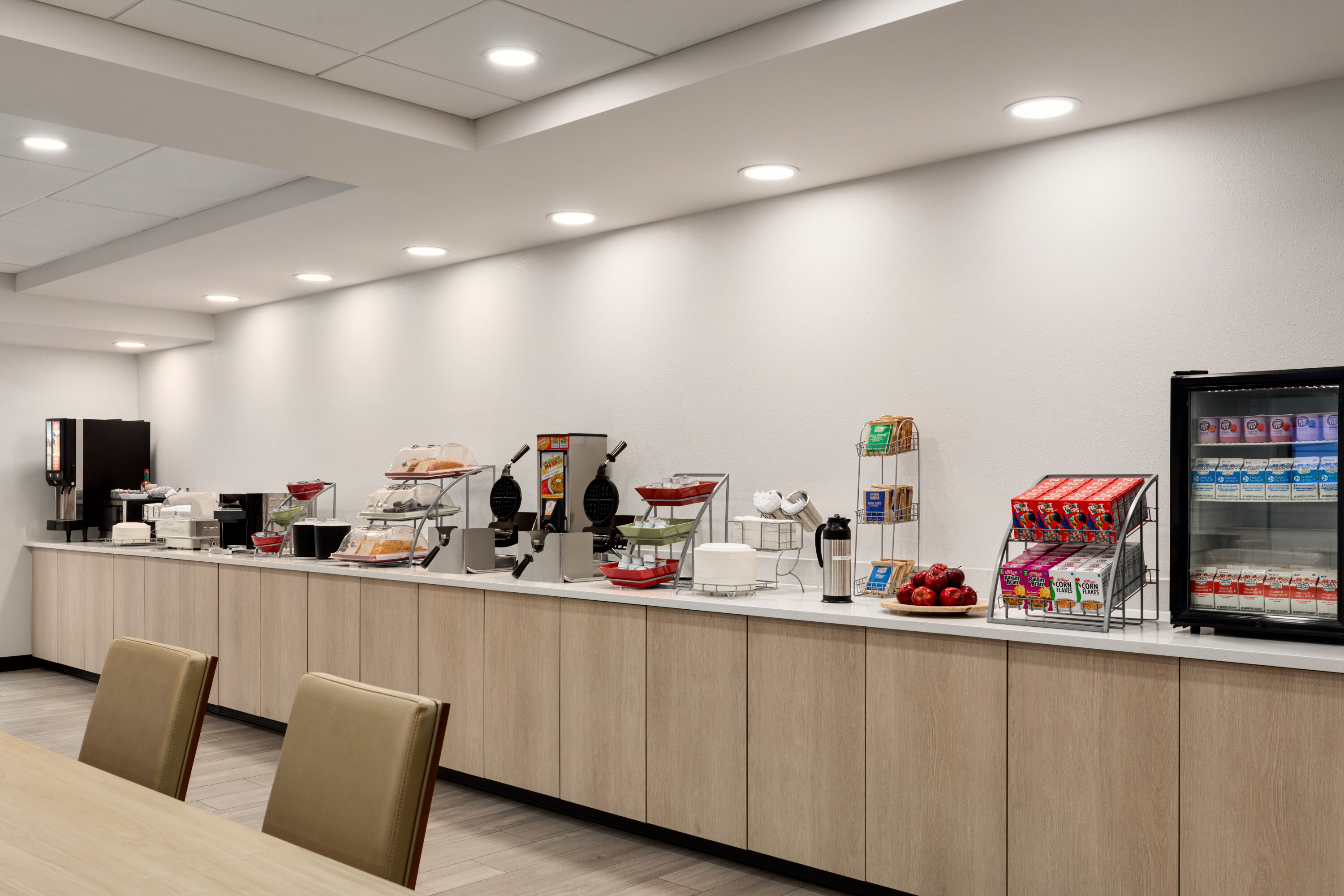Free breakfast at Wingate by Wyndham Green Bay/Airport in Green Bay, Wisconsin