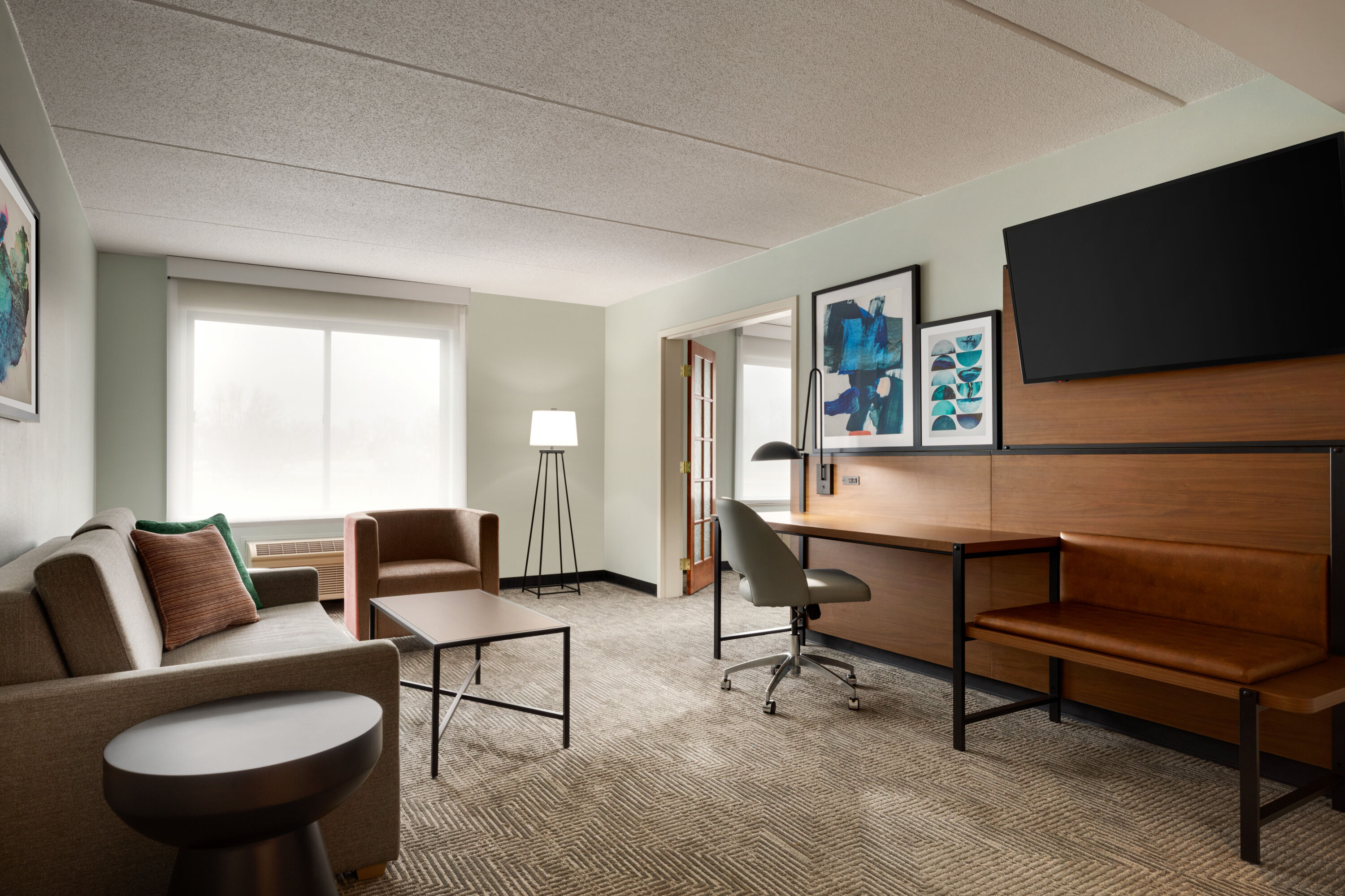 Wingate by Wyndham Green Bay/Airport suite in Green Bay, Wisconsin