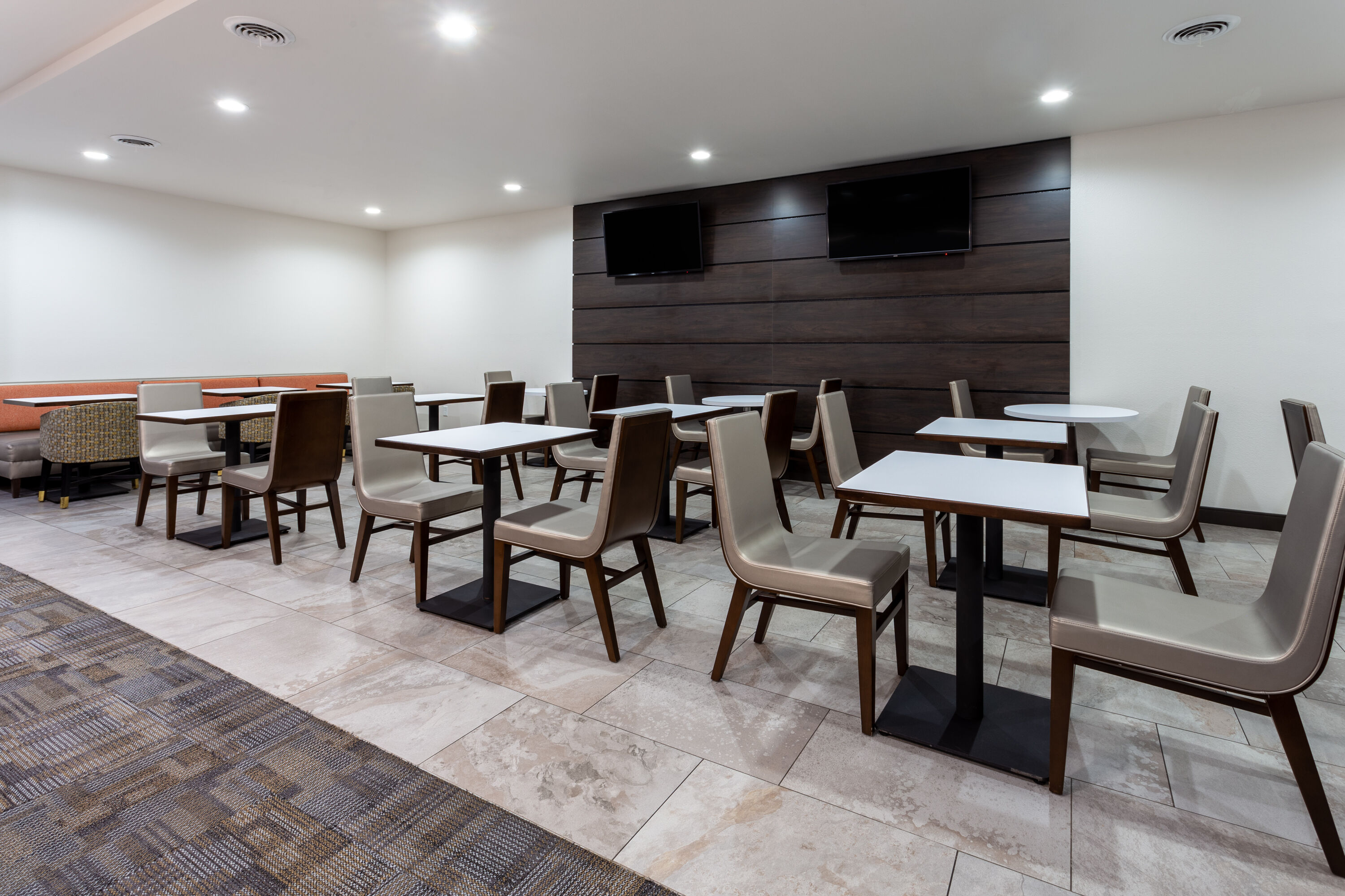 Free breakfast at Wingate by Wyndham Wisconsin Dells Waterpark in Wisconsin Dells, Wisconsin