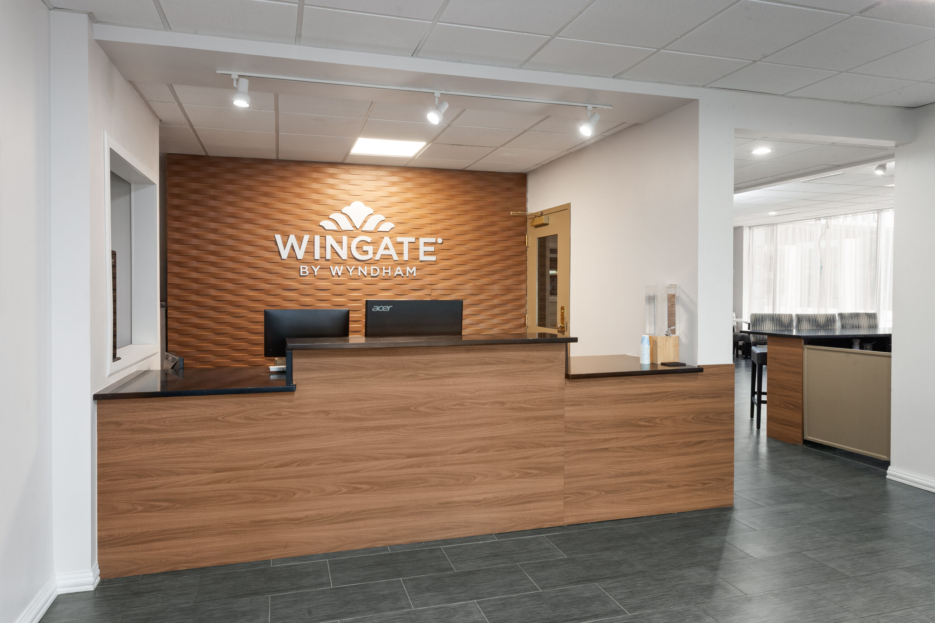 Wingate by Wyndham Sheboygan reception in Sheboygan, Wisconsin