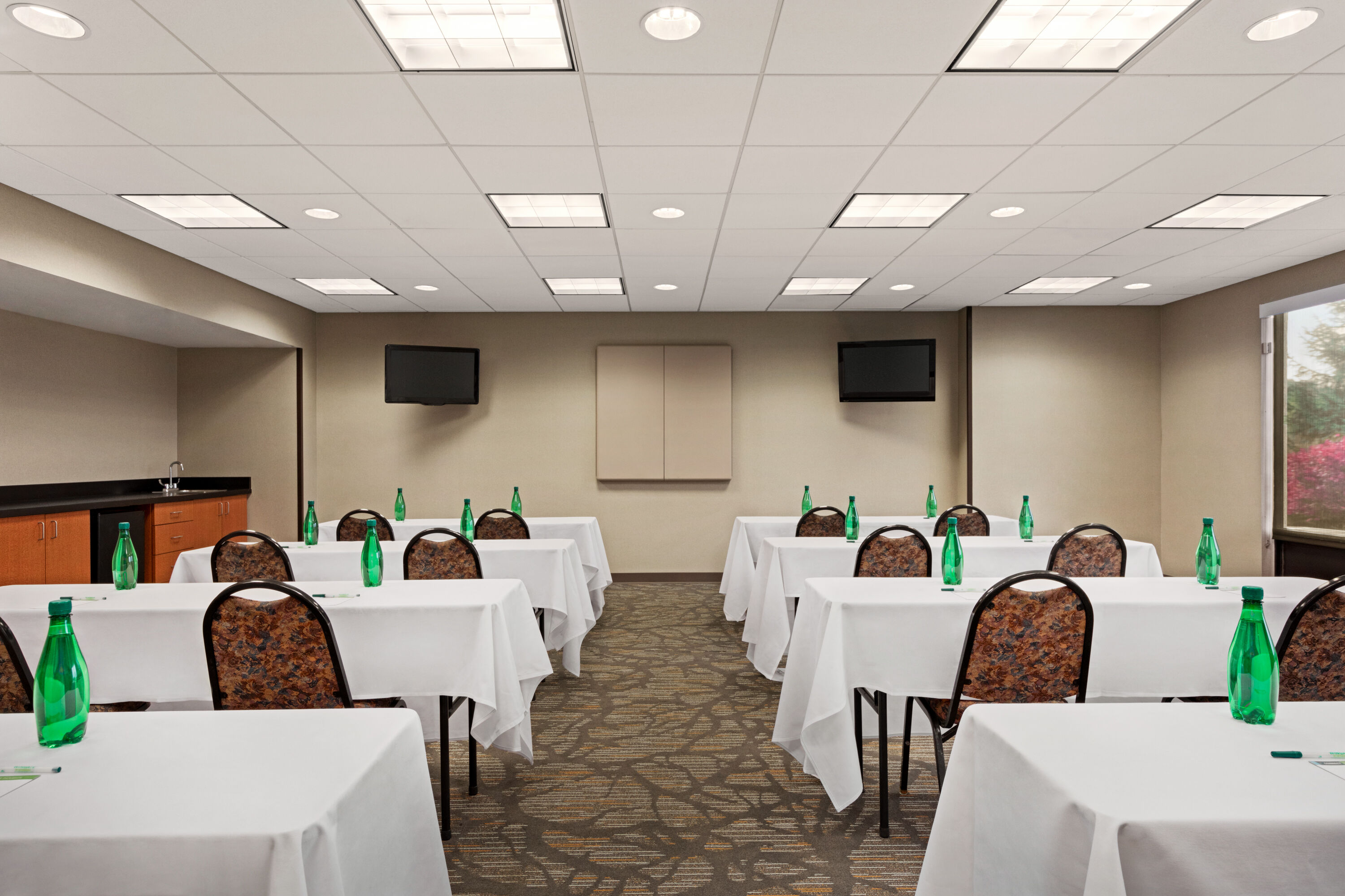 Classroom meeting room at Wingate by Wyndham Bridgeport/Clarksburg in Bridgeport, West Virginia