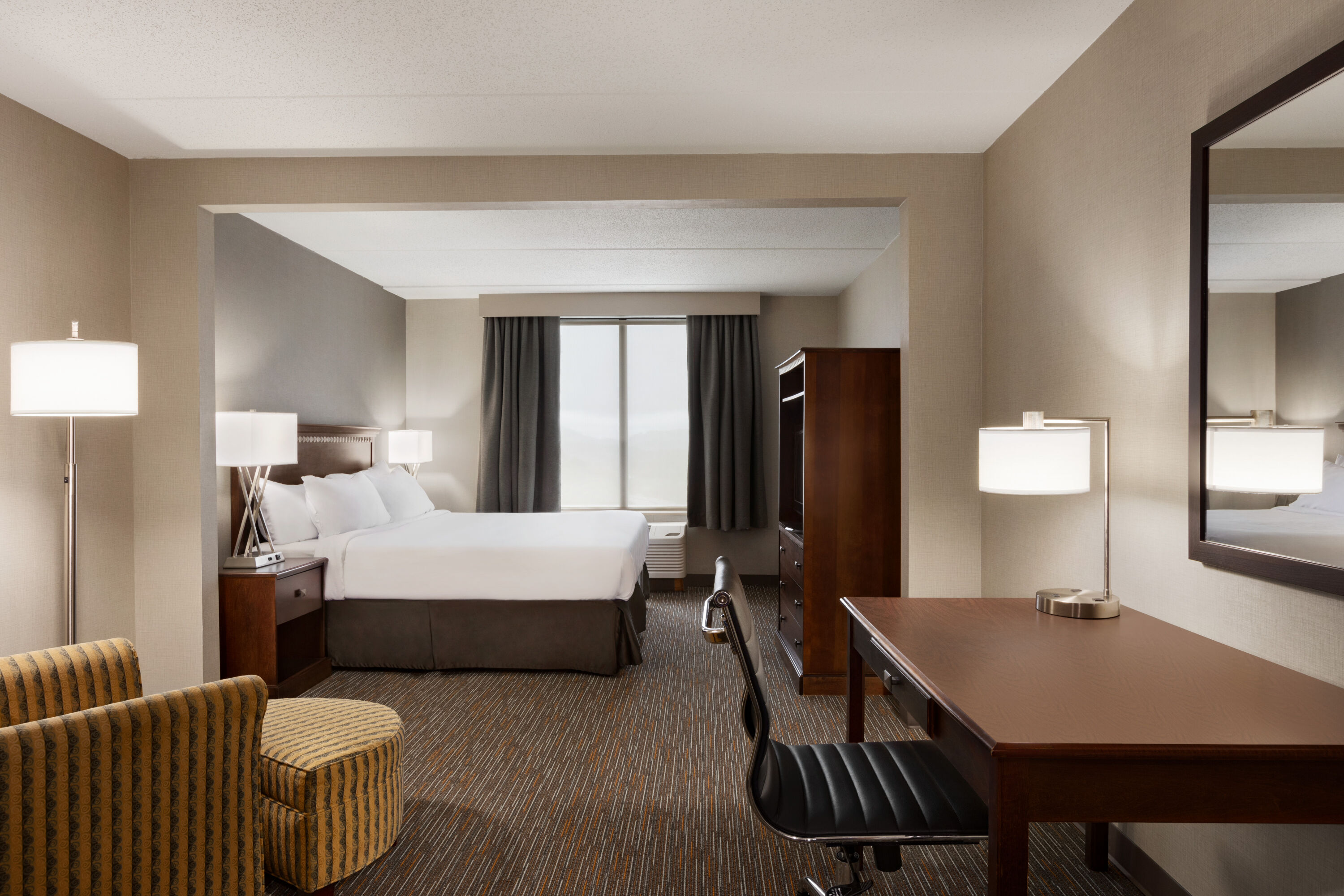 Guest room at the Wingate by Wyndham Bridgeport/Clarksburg in Bridgeport, West Virginia