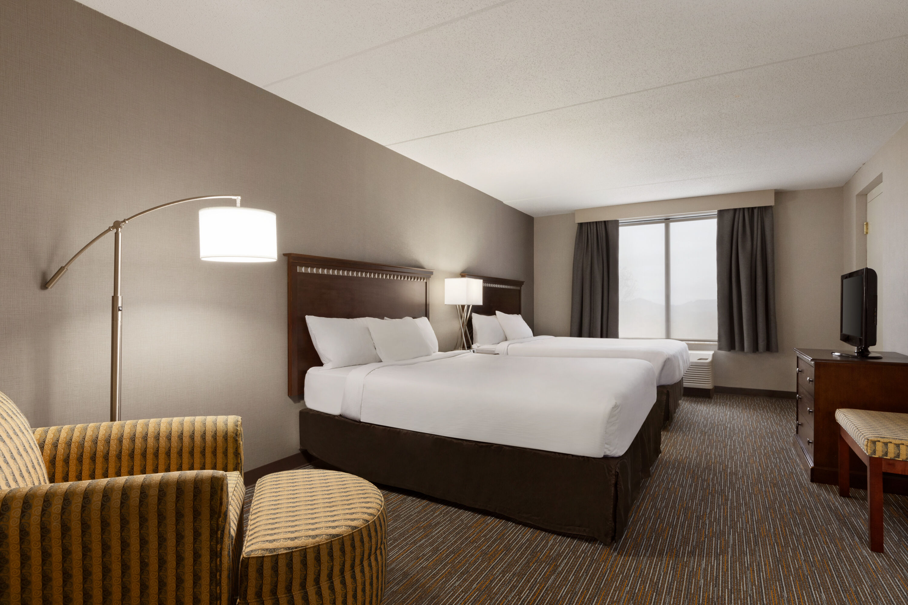 Guest room at the Wingate by Wyndham Bridgeport/Clarksburg in Bridgeport, West Virginia