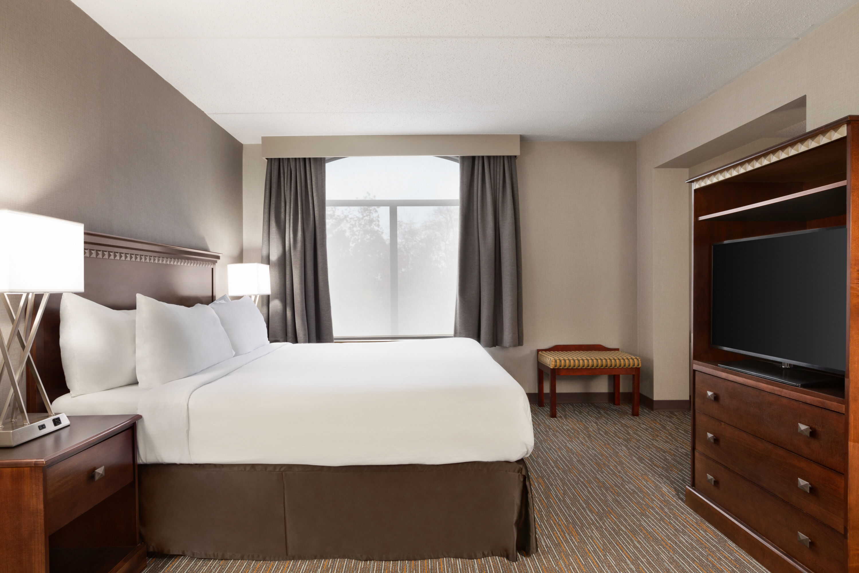 Wingate by Wyndham Bridgeport/Clarksburg suite in Bridgeport, West Virginia