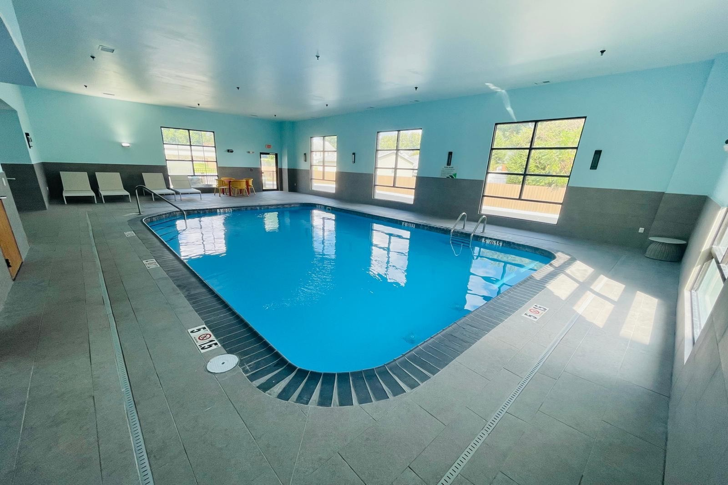 Pool at the Wingate by Wyndham Vienna/Parkersburg/Marietta in Vienna, West Virginia
