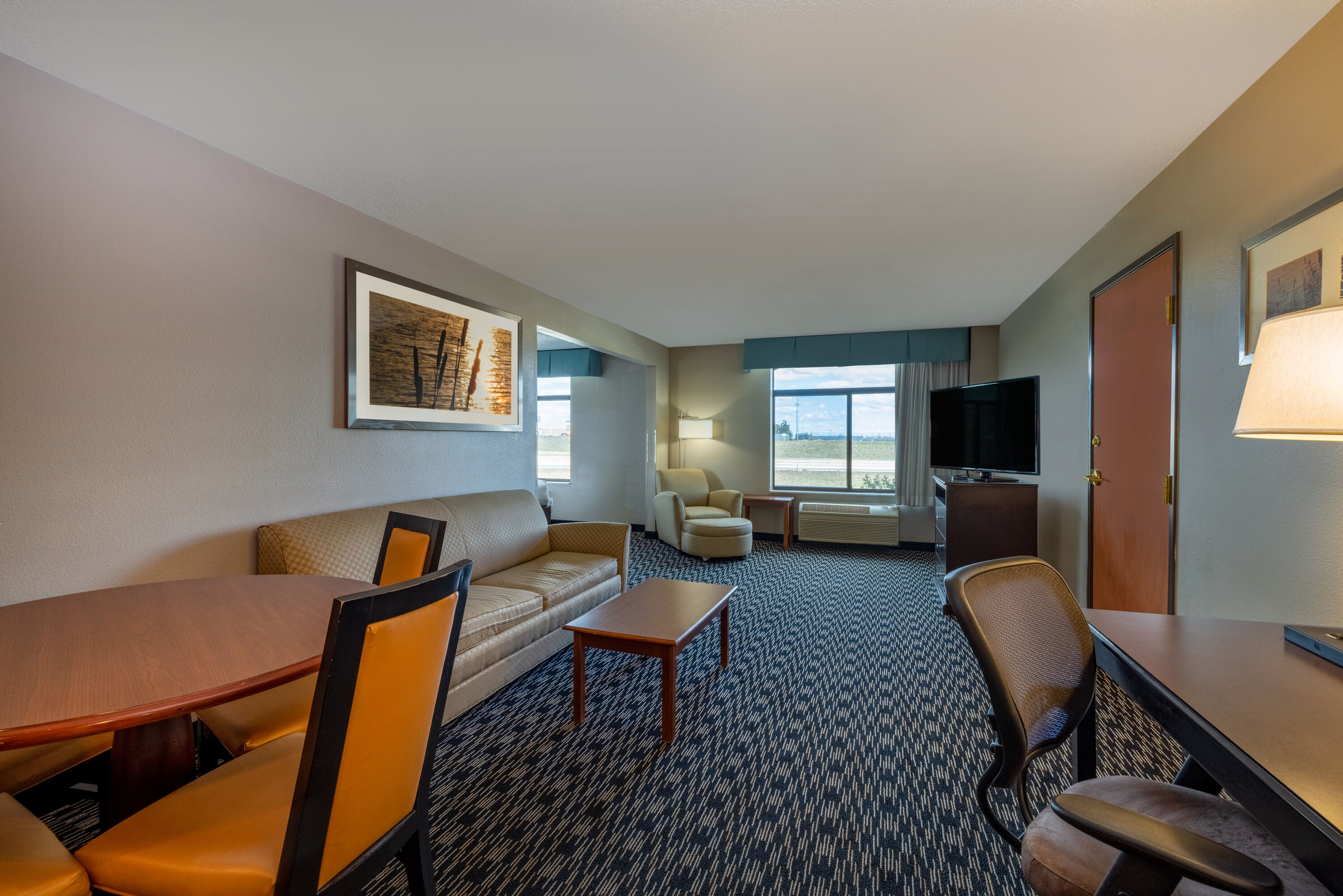Wingate by Wyndham Gillette suite in Gillette, Wyoming