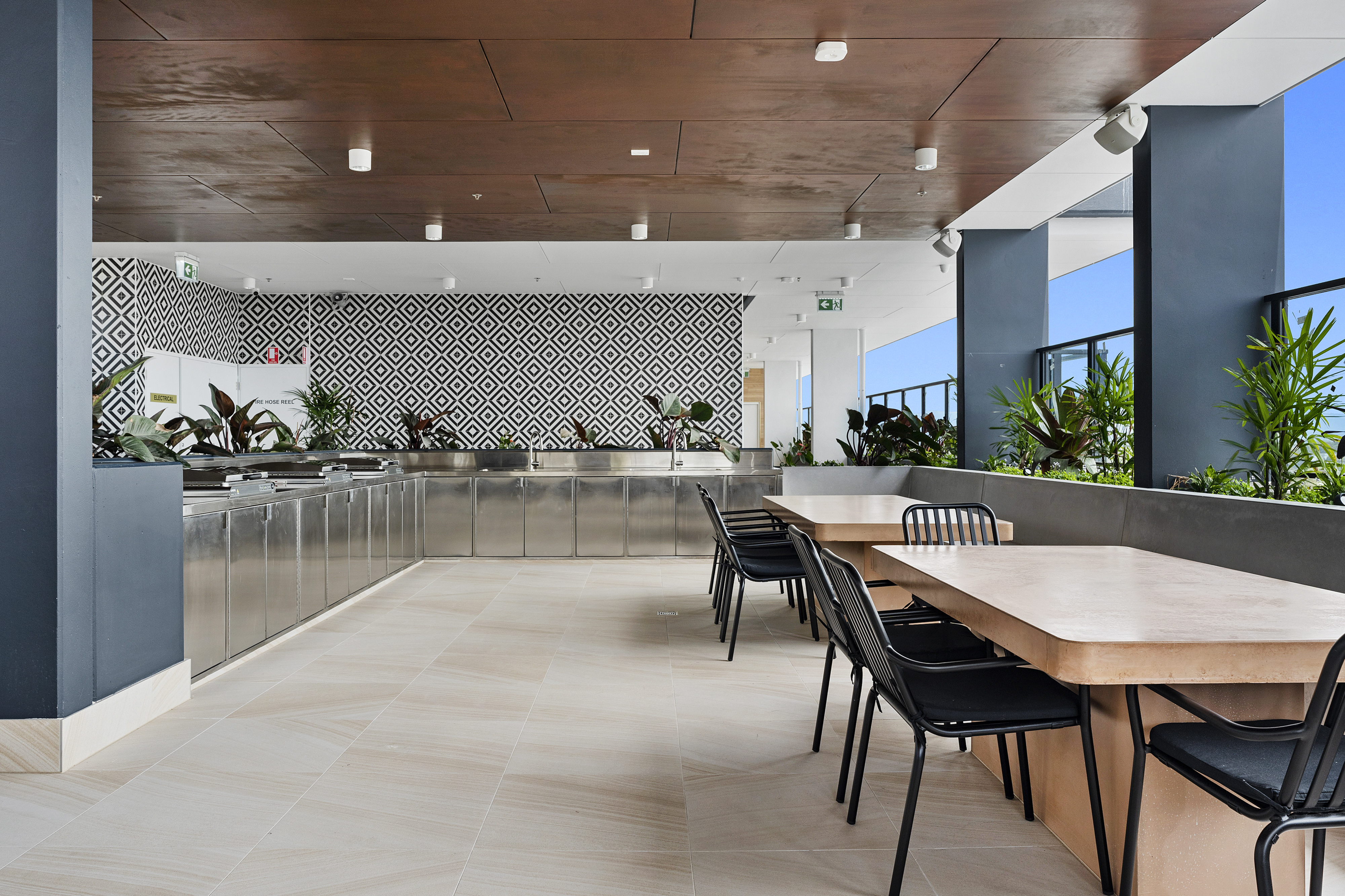 TRYP by Wyndham Southport Gold Coast restaurant breakfast area with seating in Gold Coast, Other than US/Canada