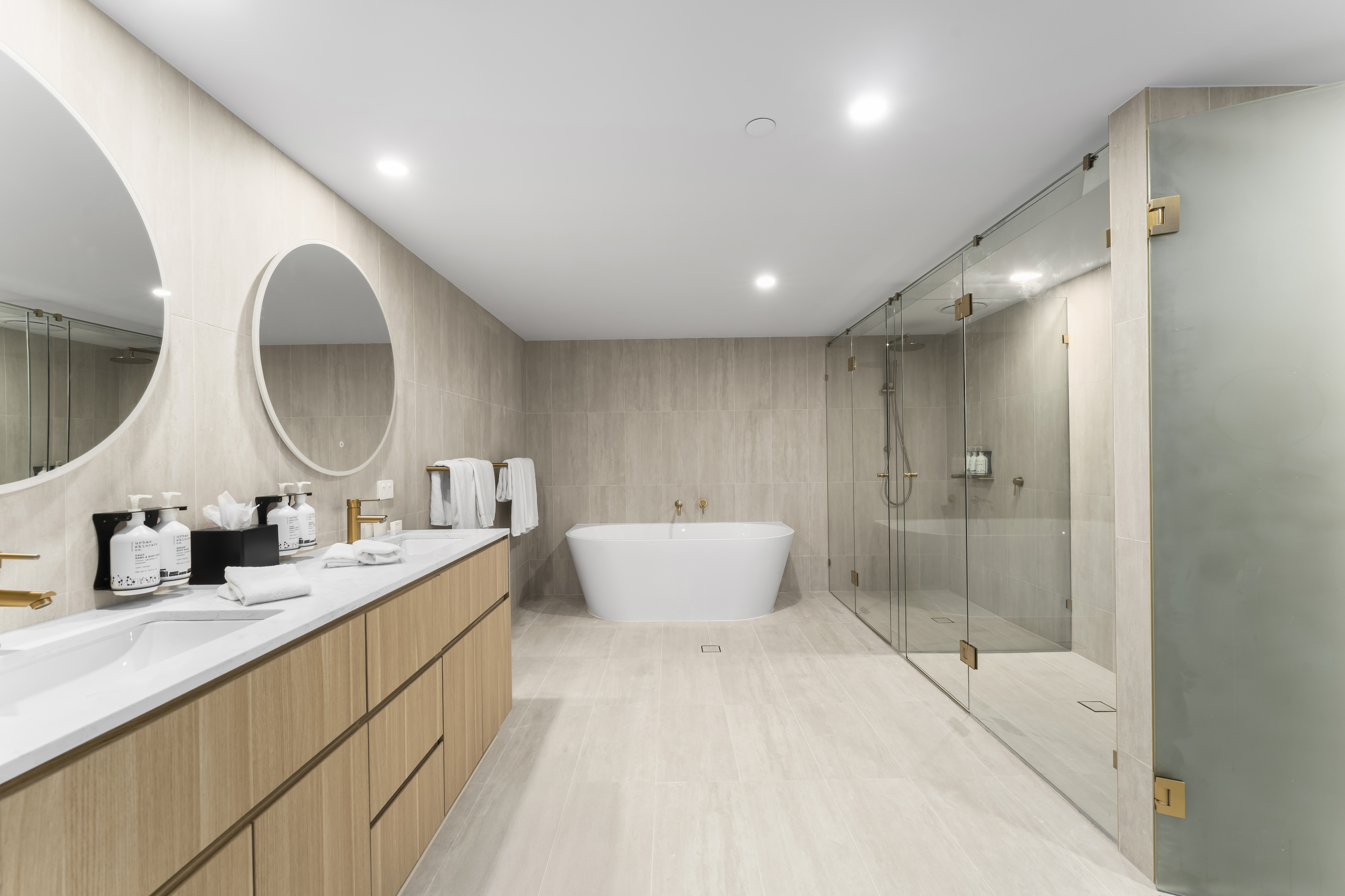 Guest room bath at the TRYP by Wyndham Southport Gold Coast in Gold Coast, Other than US/Canada