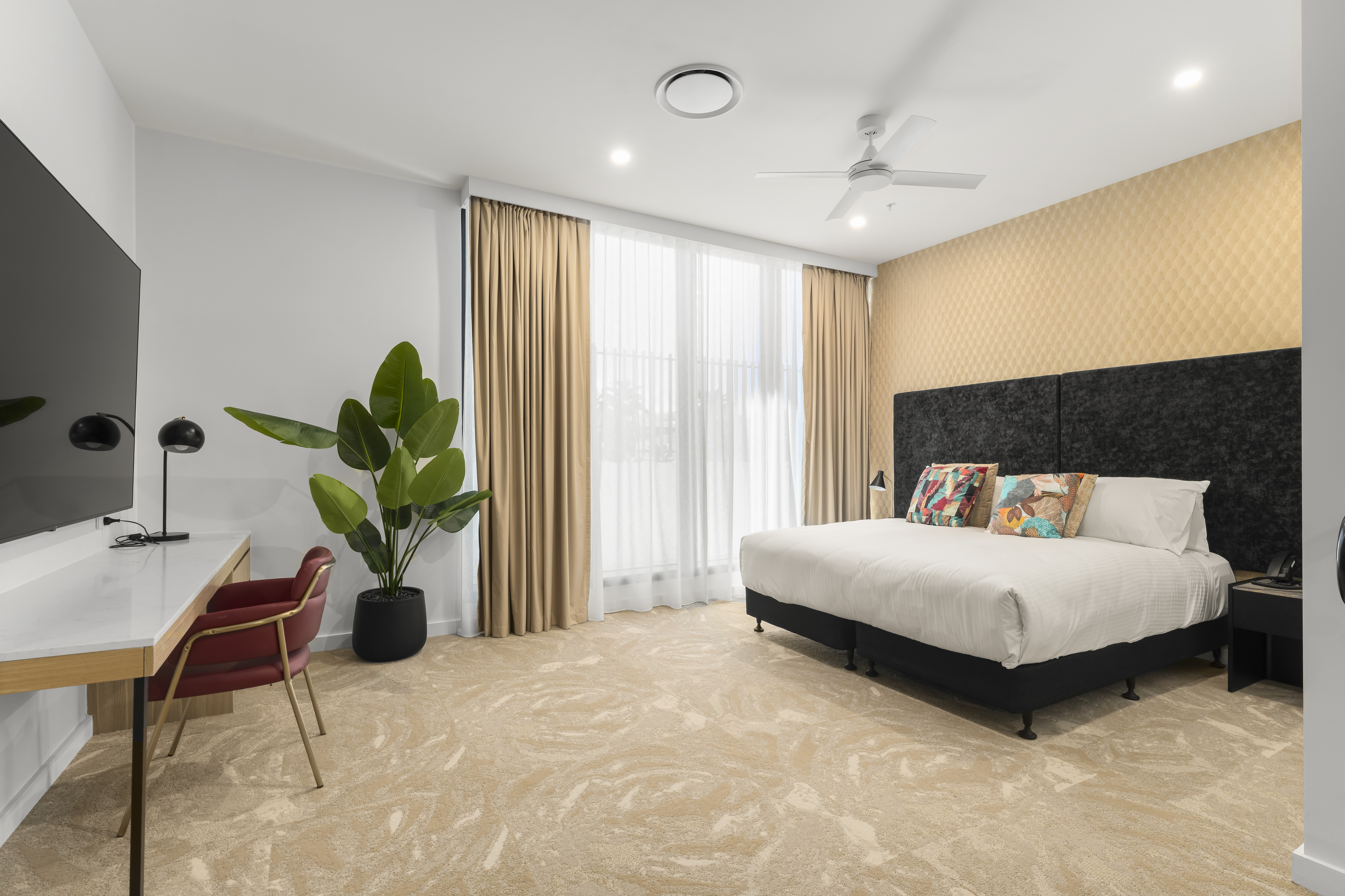 Guest room at the TRYP by Wyndham Southport Gold Coast in Gold Coast, Other than US/Canada