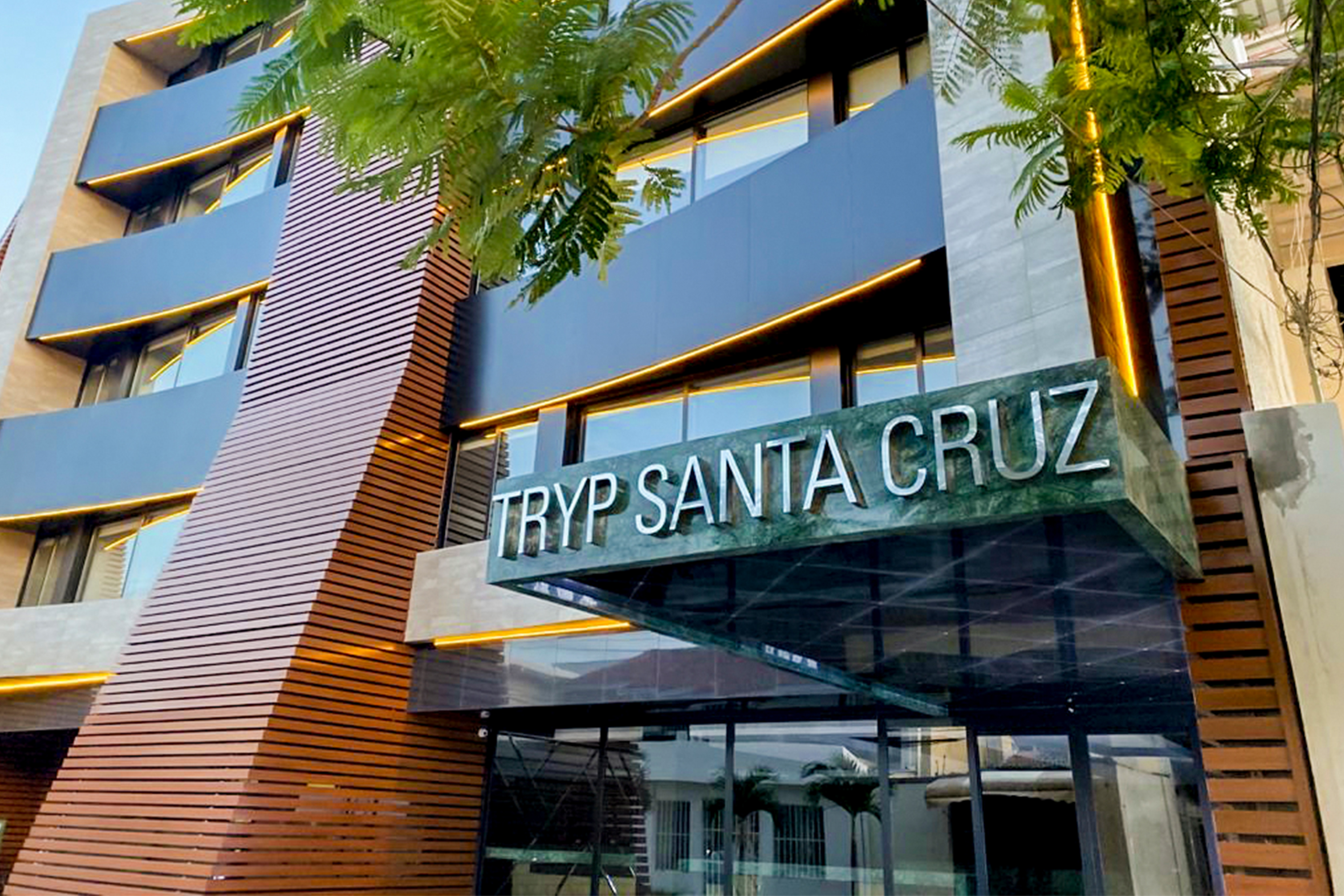 Exterior of TRYP by Wyndham Santa Cruz hotel in Santa Cruz de La Sierra, Other than US/Canada