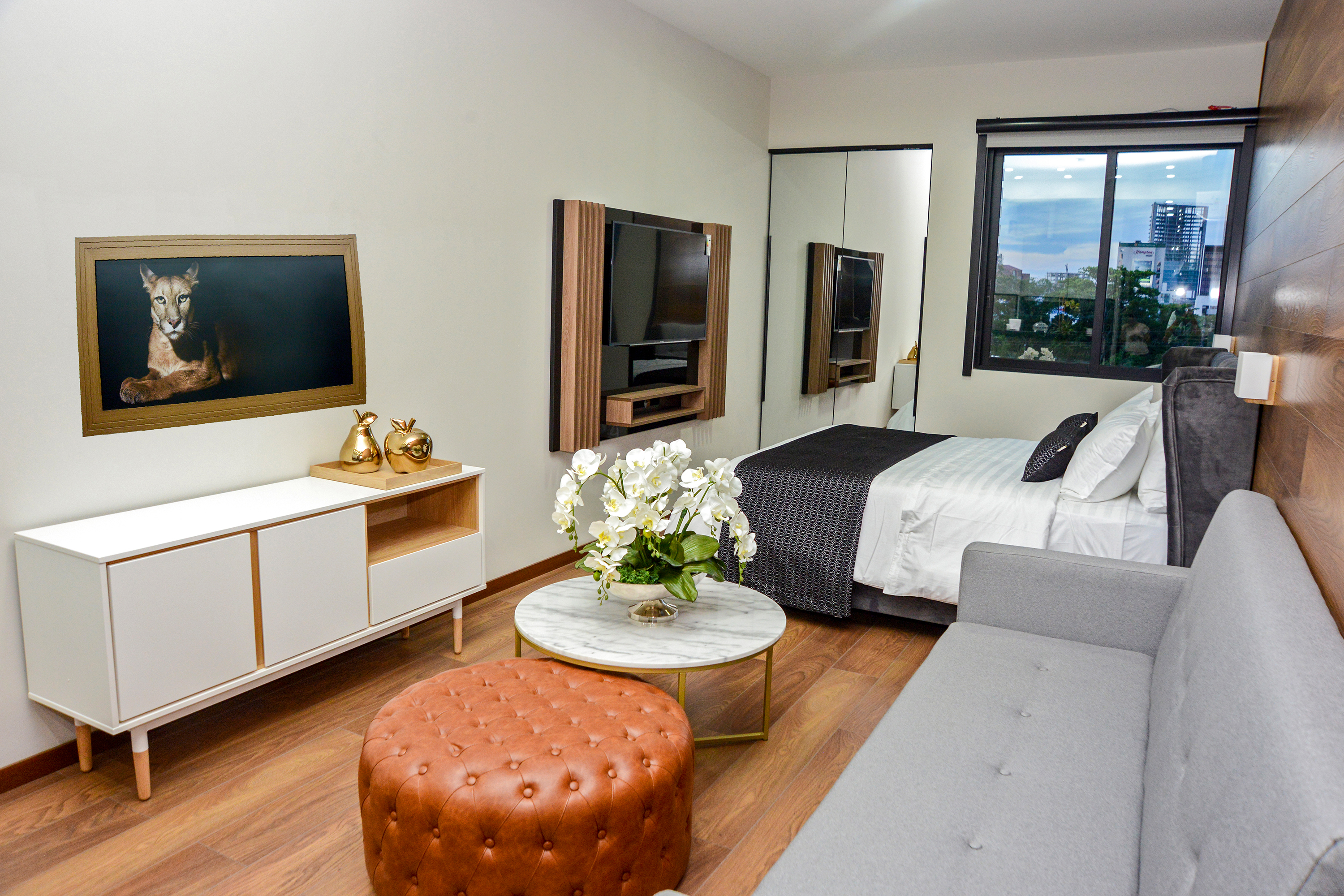 Guest room at the TRYP by Wyndham Santa Cruz in Santa Cruz de La Sierra, Other than US/Canada