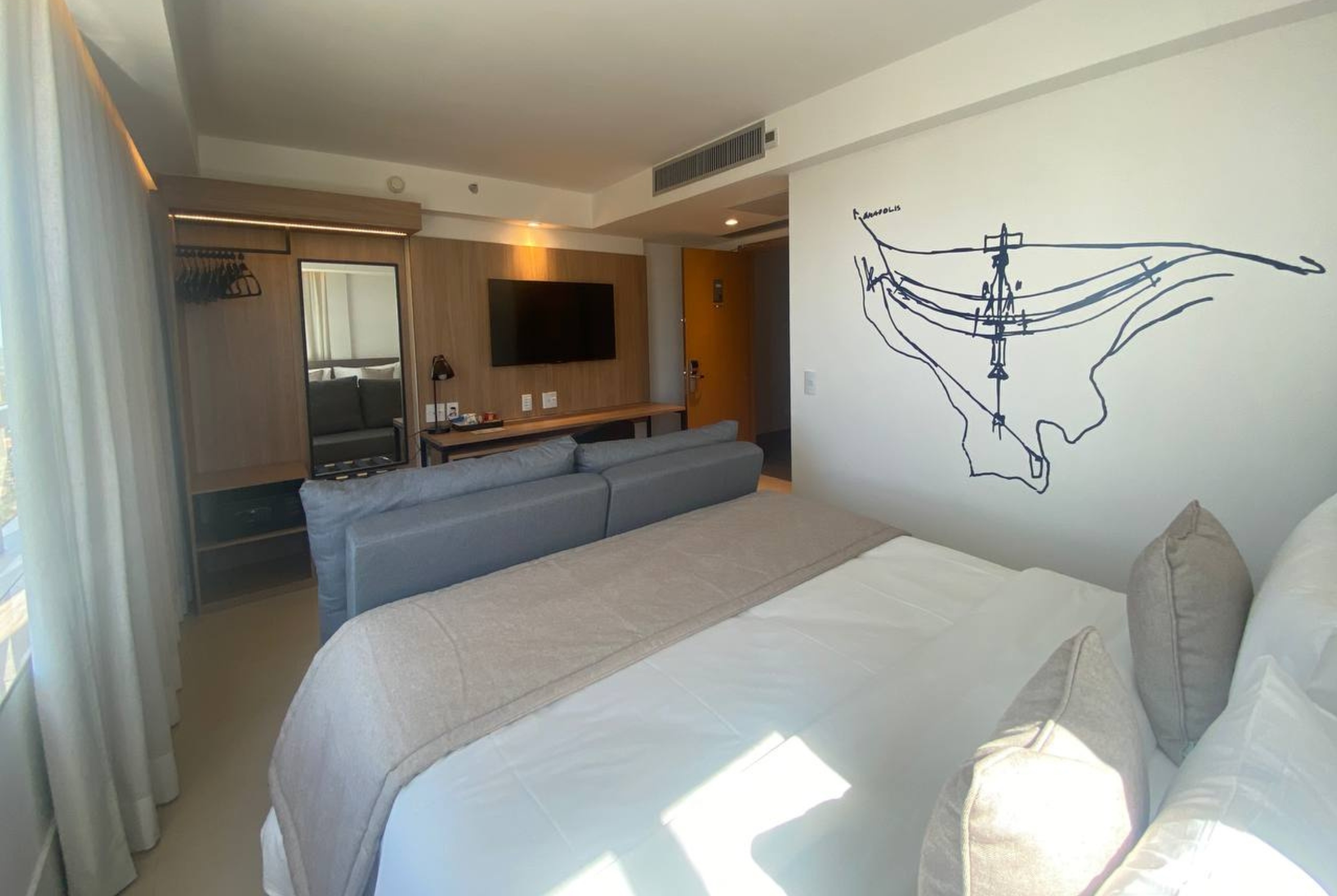 Guest room at the Tryp by Wyndham Brasilia Nacoes in Brasilia, Other than US/Canada