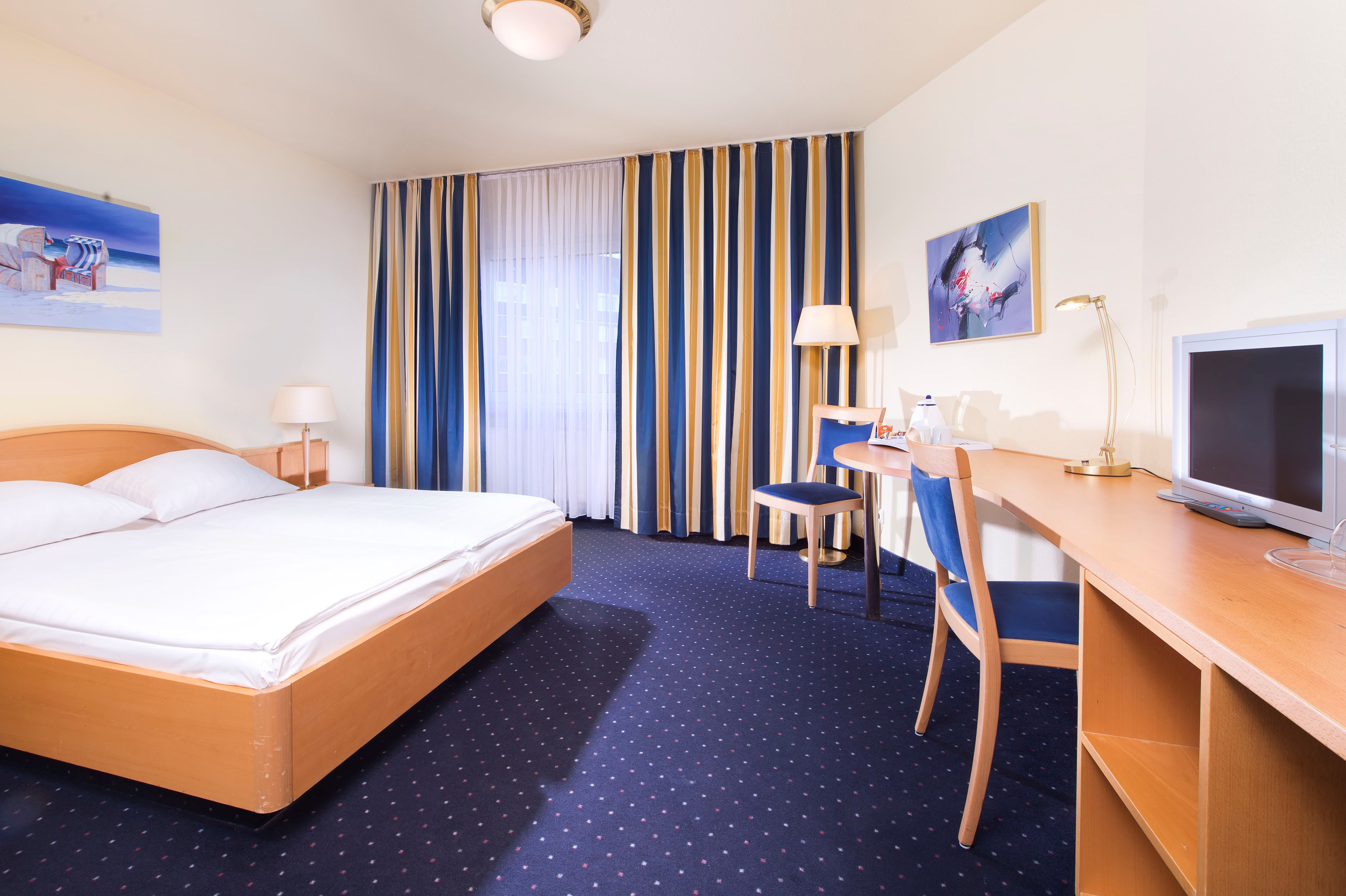 Tryp By Wyndham Luebeck Aquamarin Luebeck De Hotels