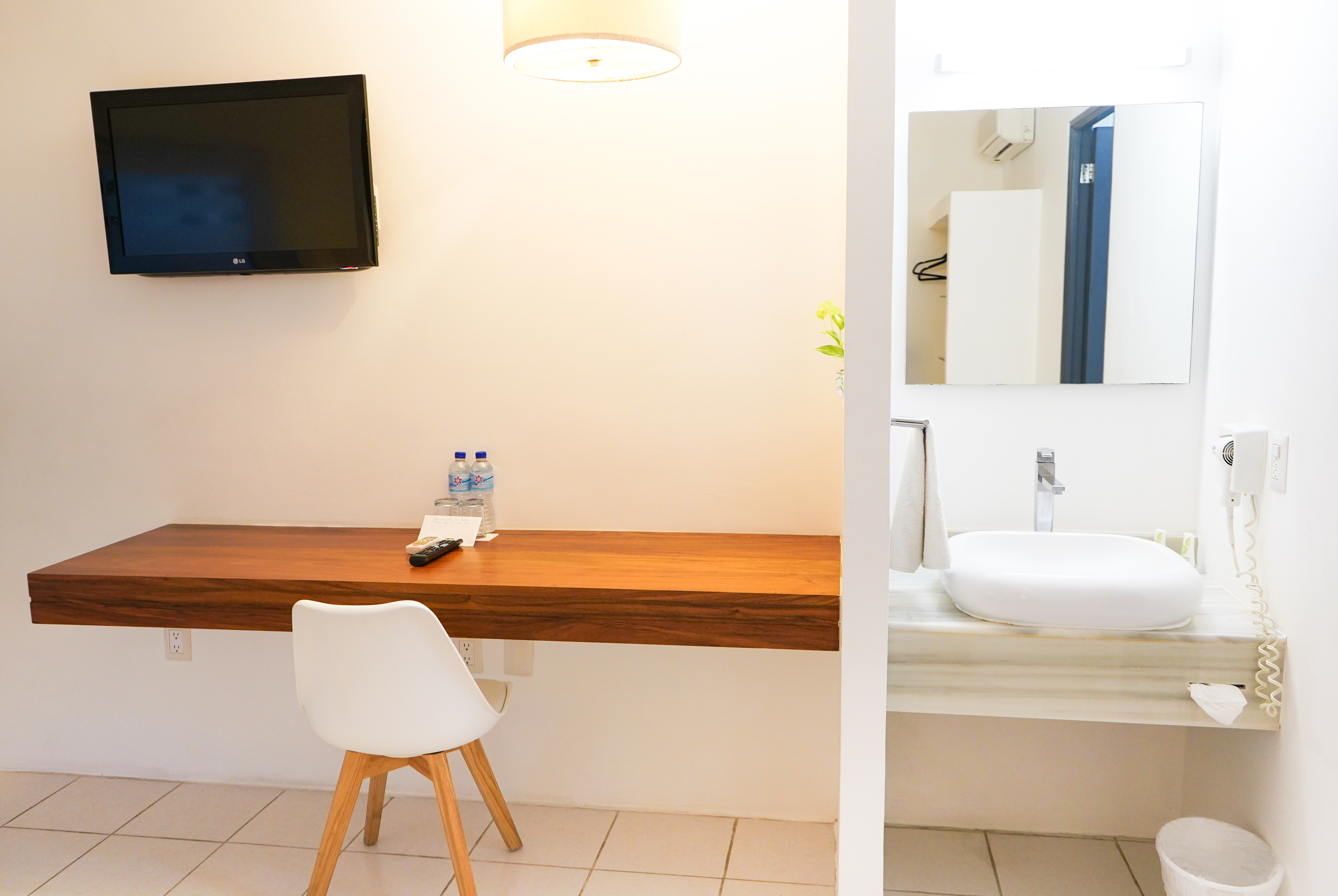 Guest room at the TRYP by Wyndham Chetumal in CHETUMAL, Other than US/Canada