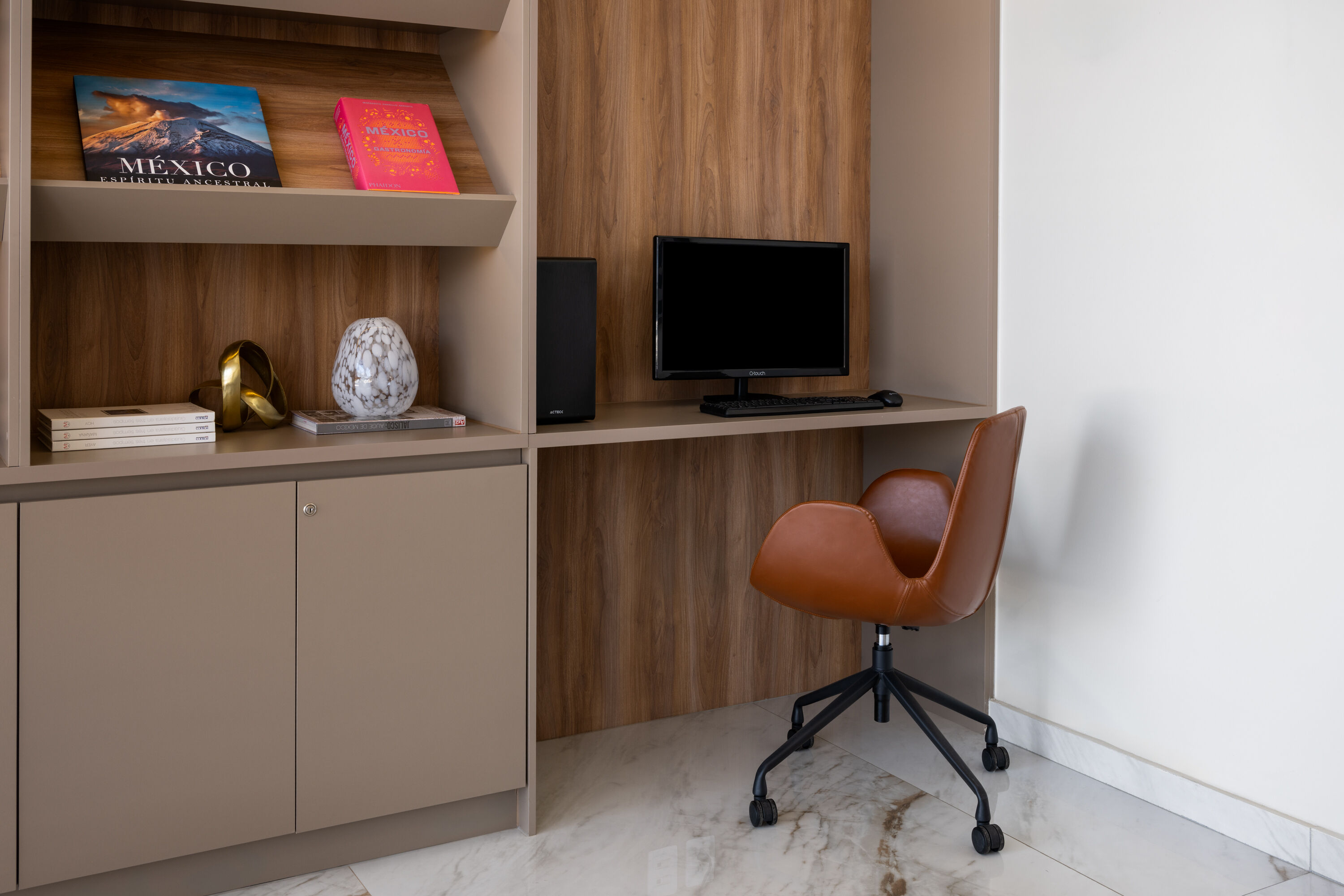 TRYP by Wyndham Ciudad Guzman UTTSA business center in Ciudad Guzman, Other than US/Canada