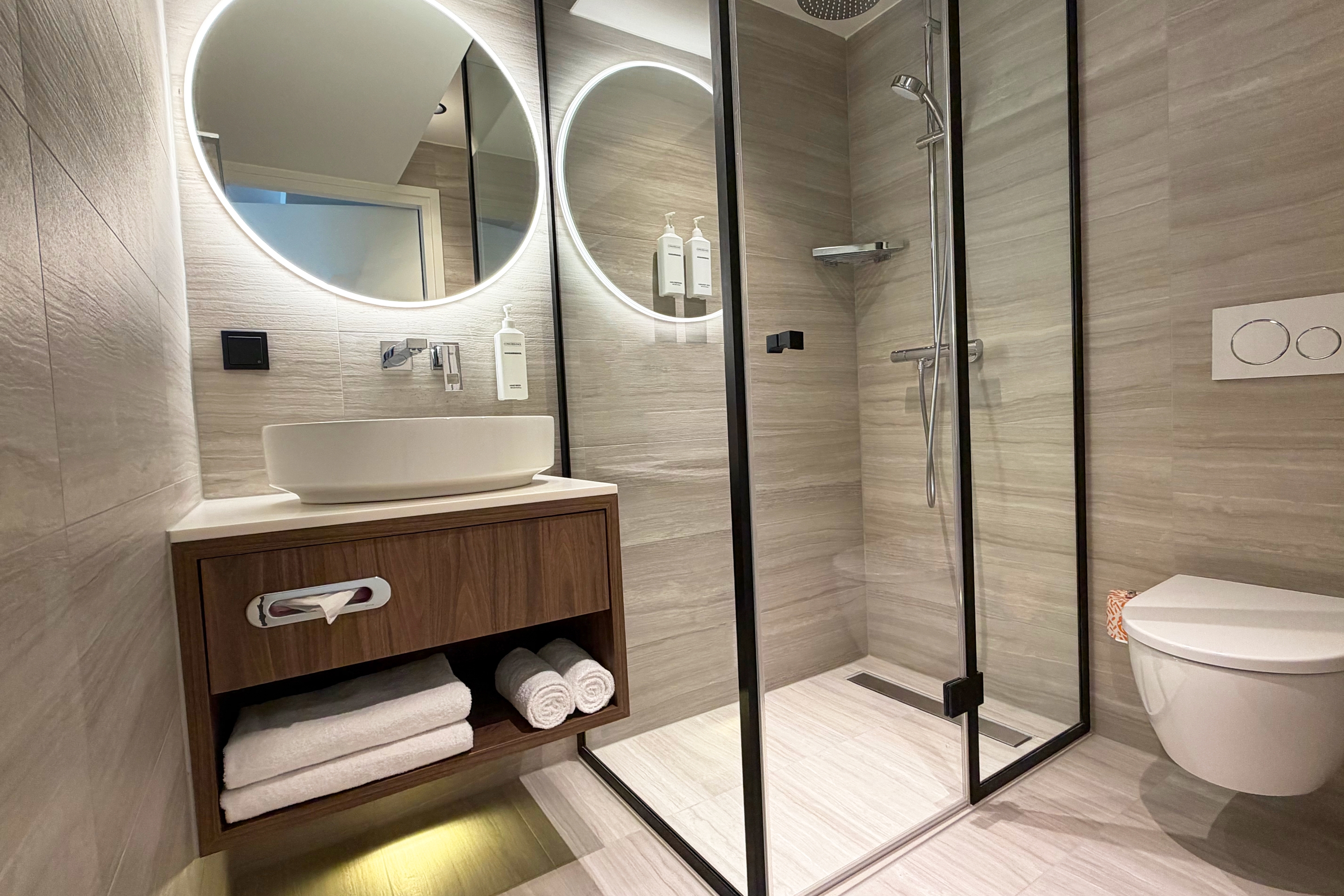 Guest room bath at the TRYP by Wyndham Badhotel The Hague Scheveningen in The Hague, Other than US/Canada