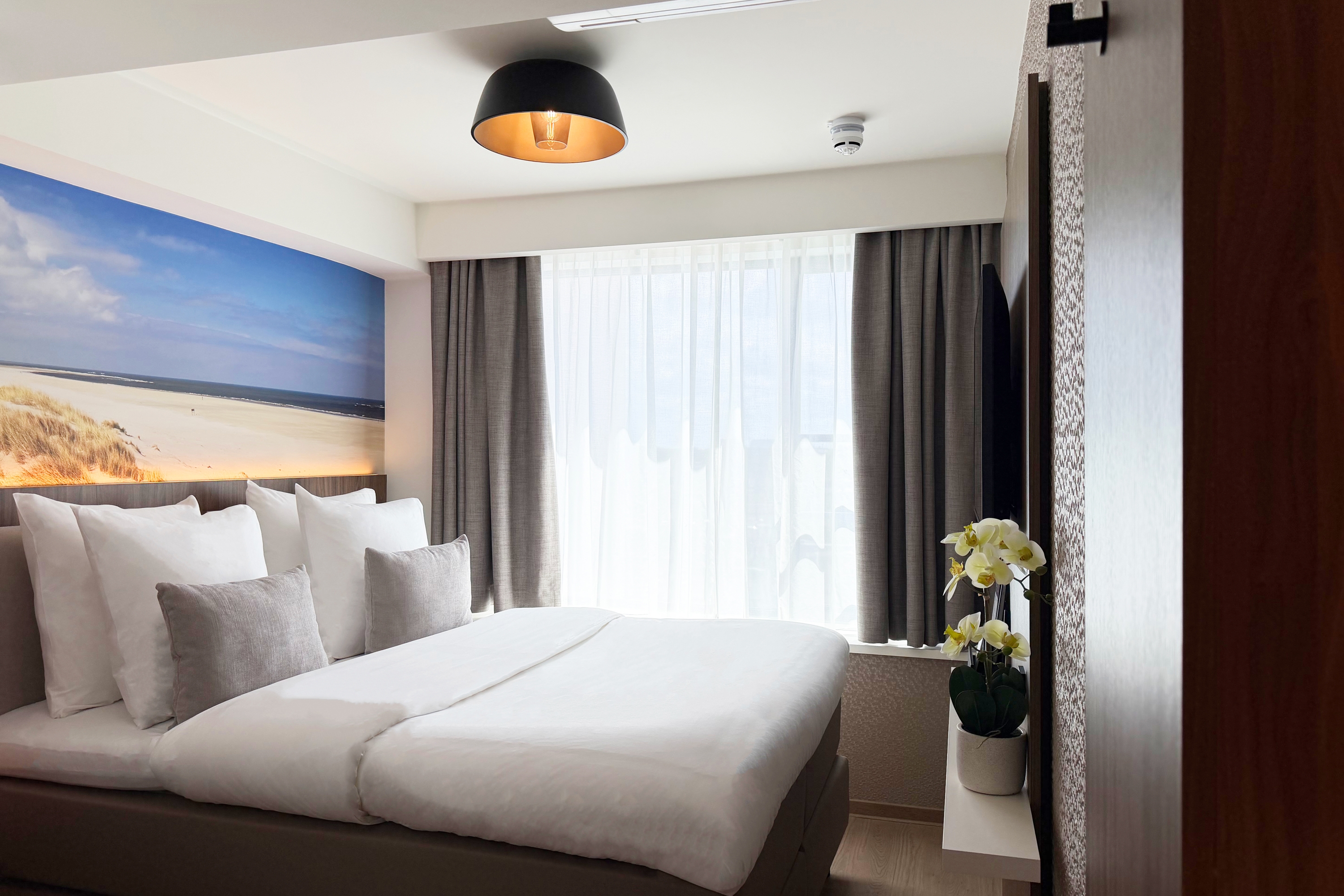 Guest room at the TRYP by Wyndham Badhotel The Hague Scheveningen in The Hague, Other than US/Canada